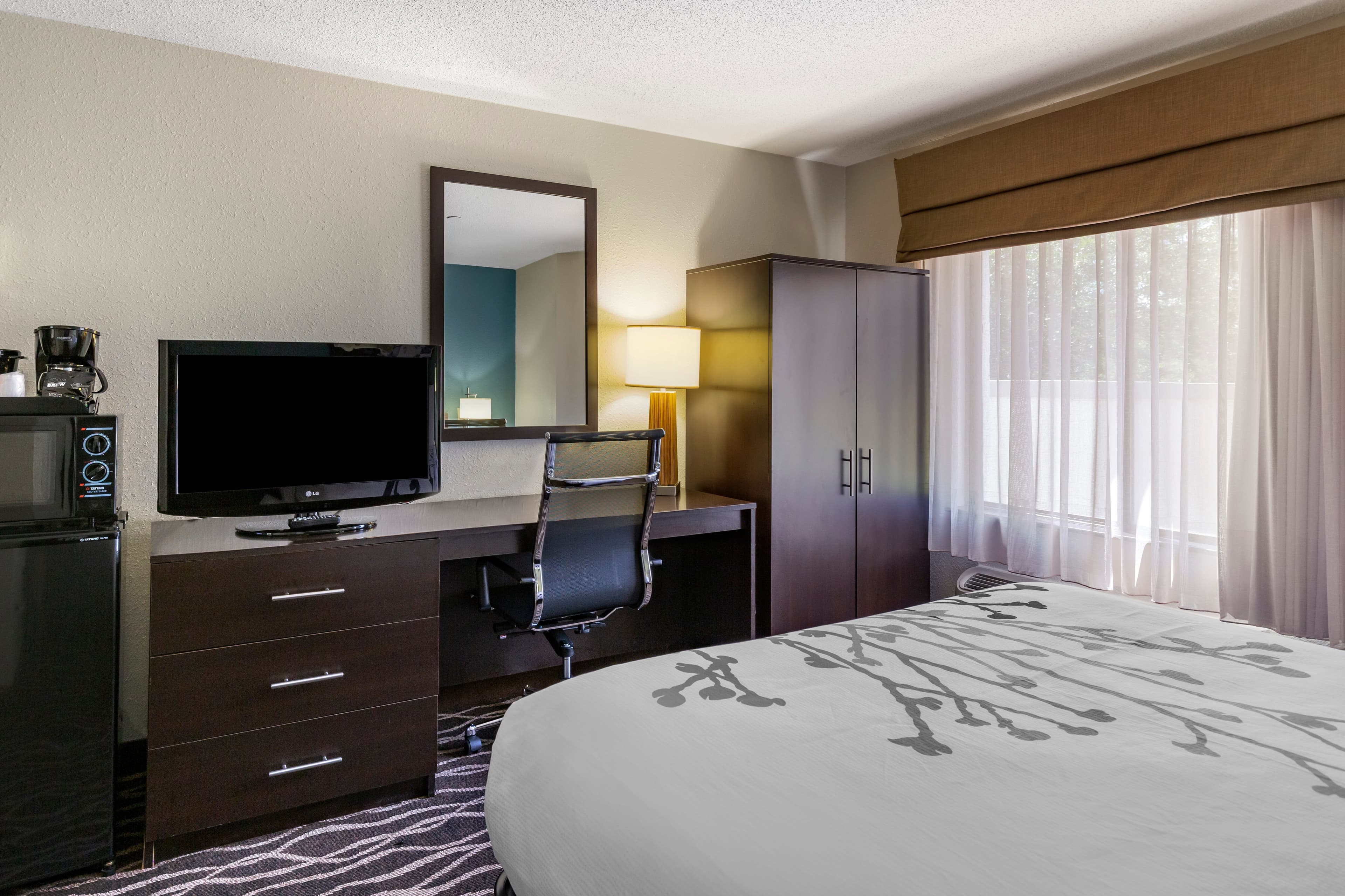 Sleep Inn Fayetteville I-95 — 7