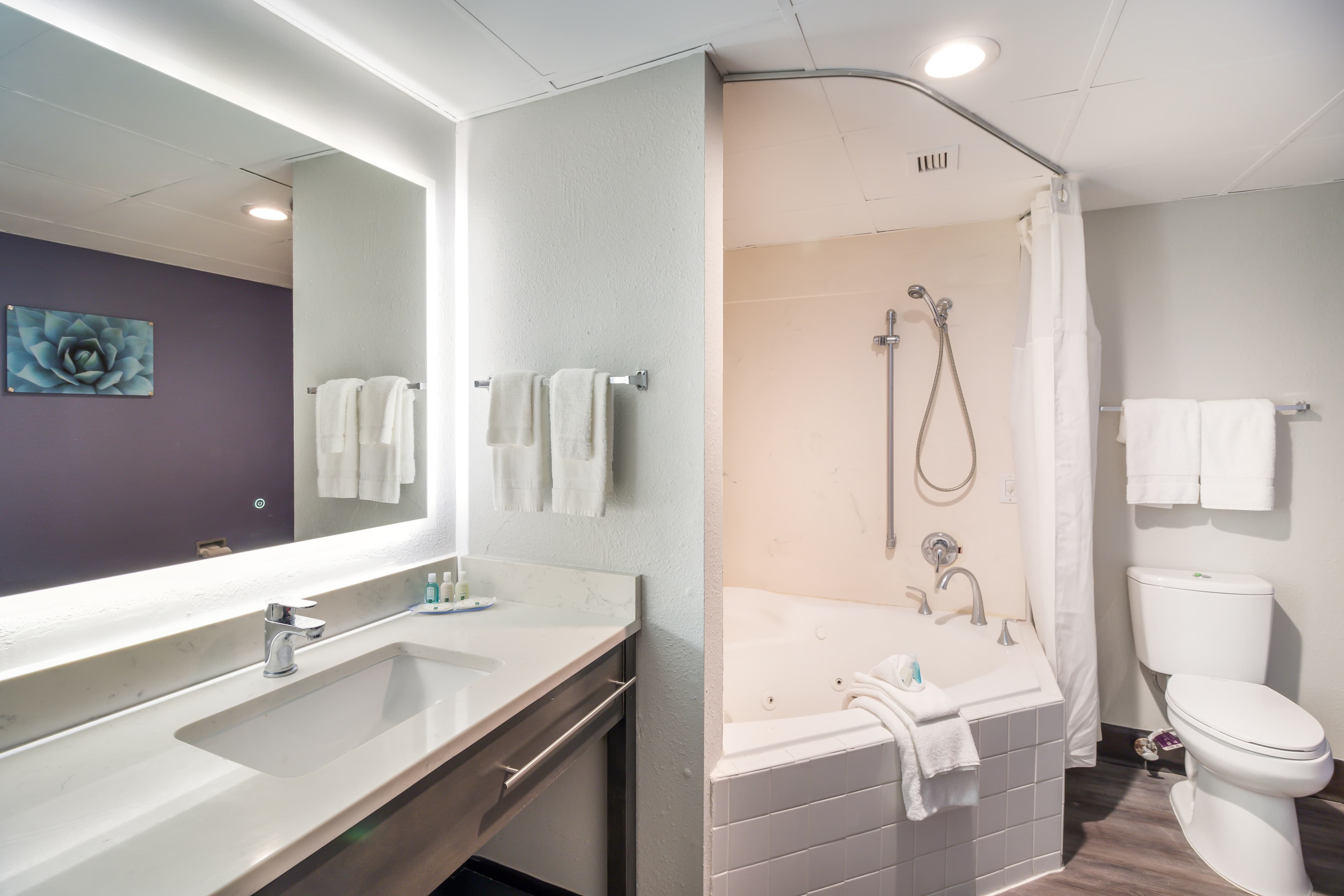 Quality Inn near MCAS Cherry Point — 28
