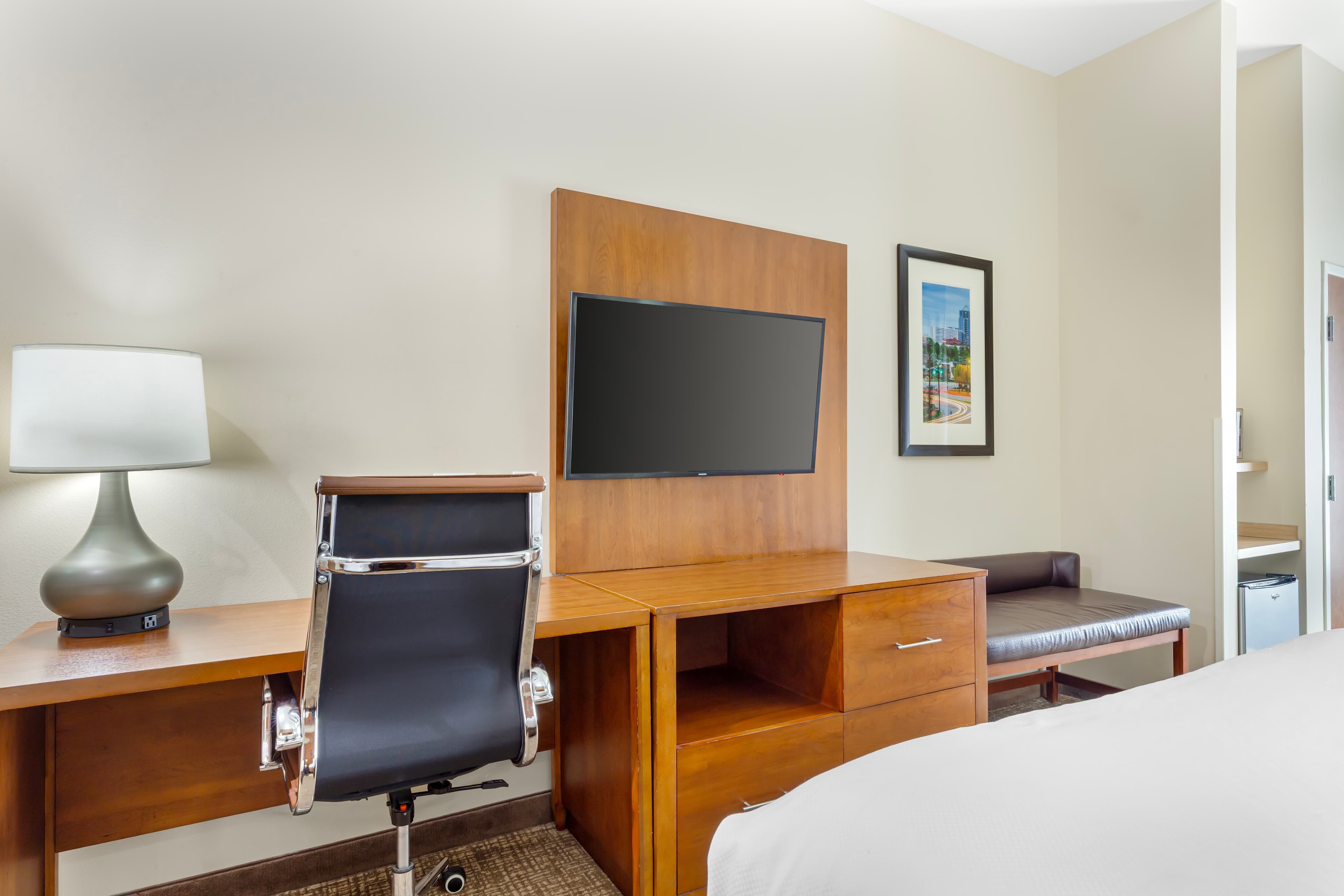 Comfort Suites Greensboro-High Point — 8