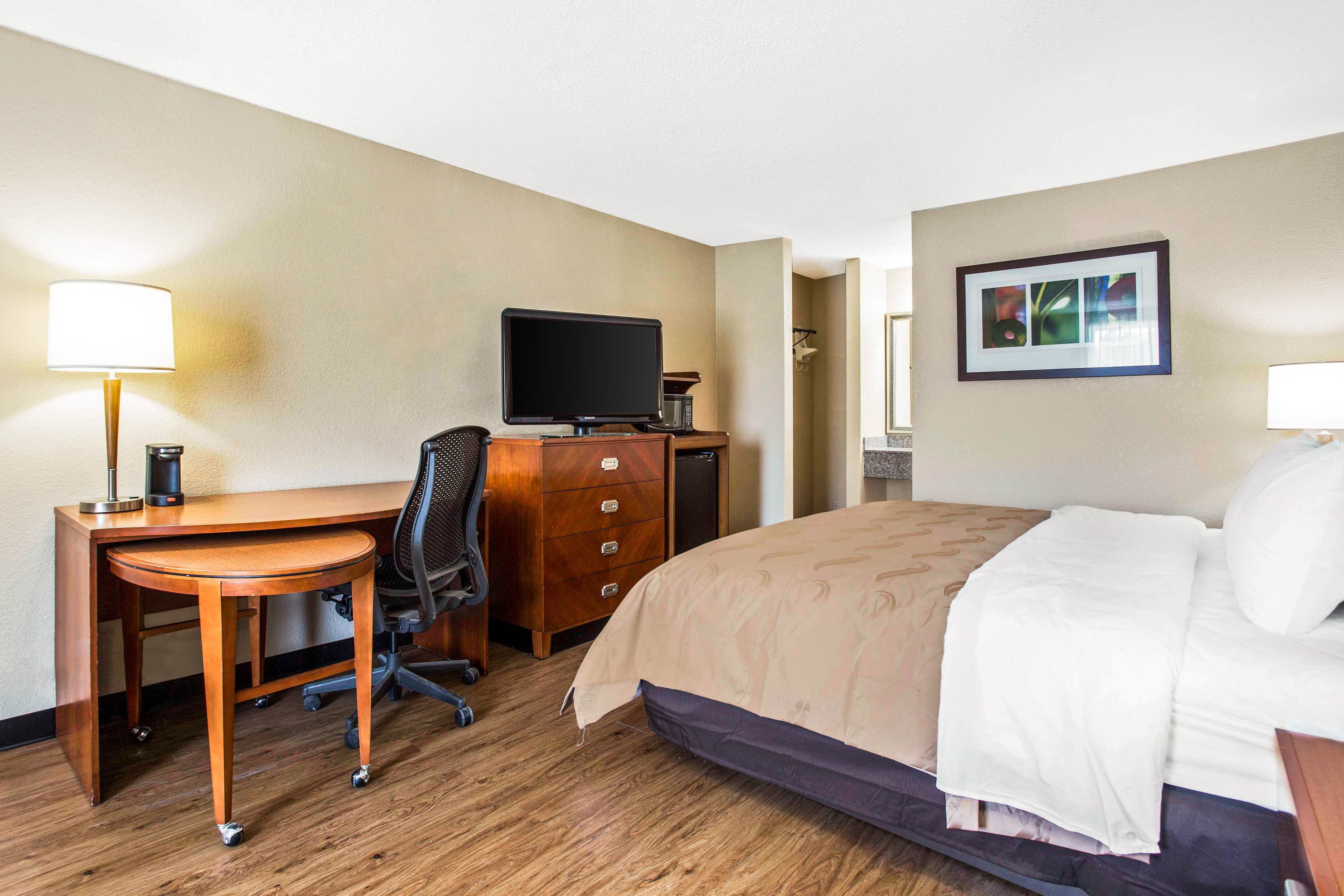 Quality Inn & Suites University Area - Image 3
