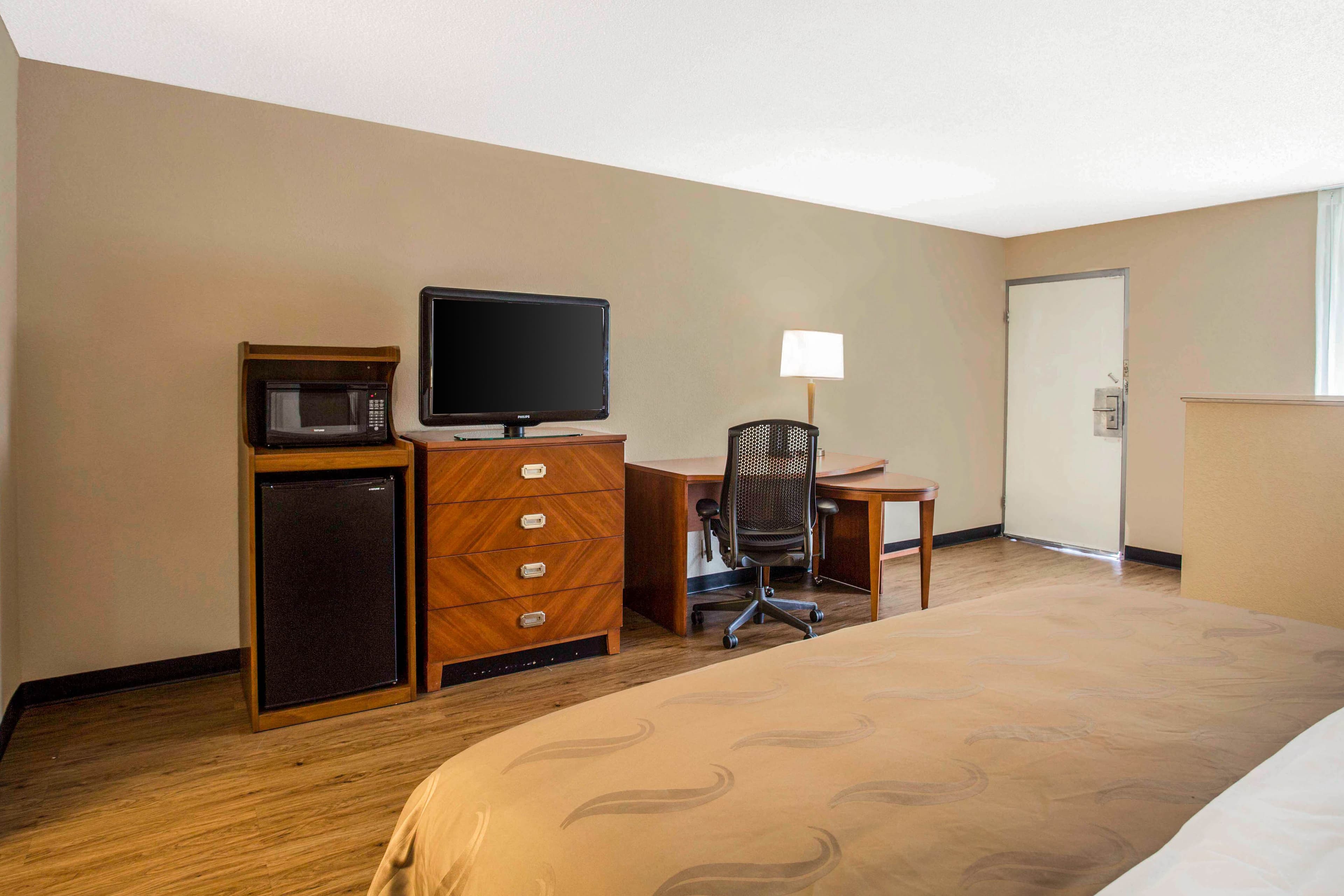 Quality Inn & Suites University Area — 17