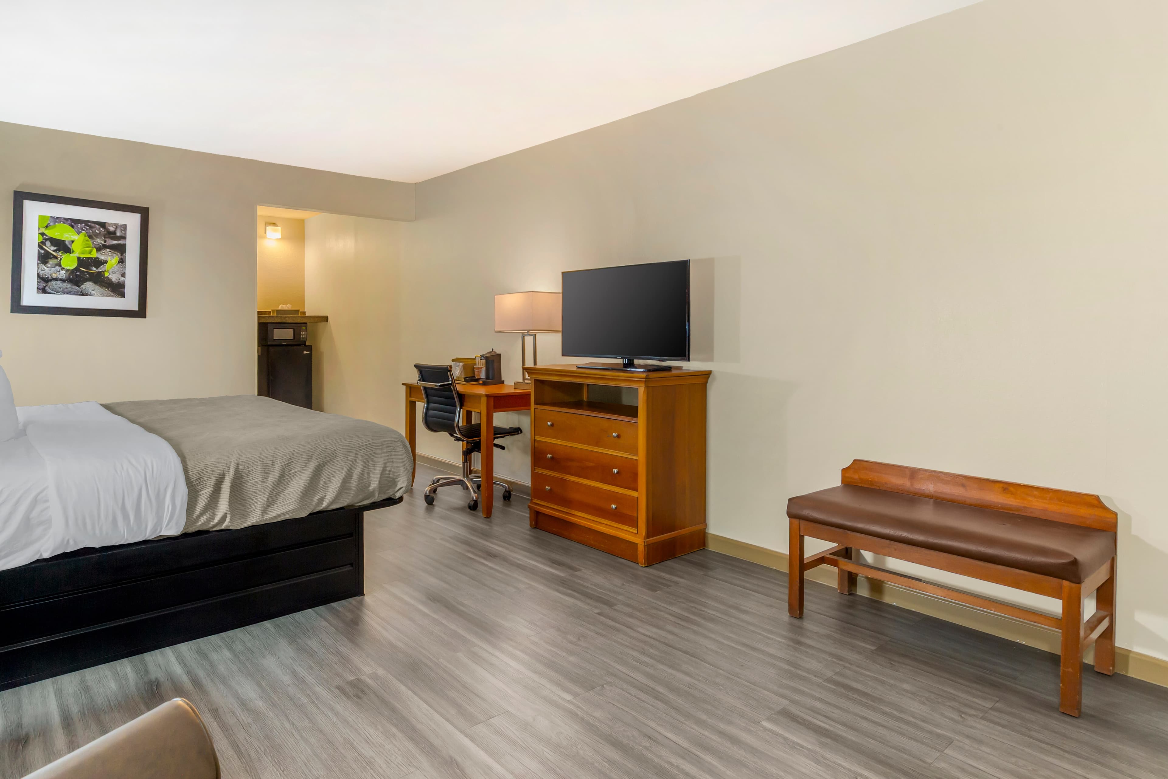 Quality Inn Lumberton North - Image 4