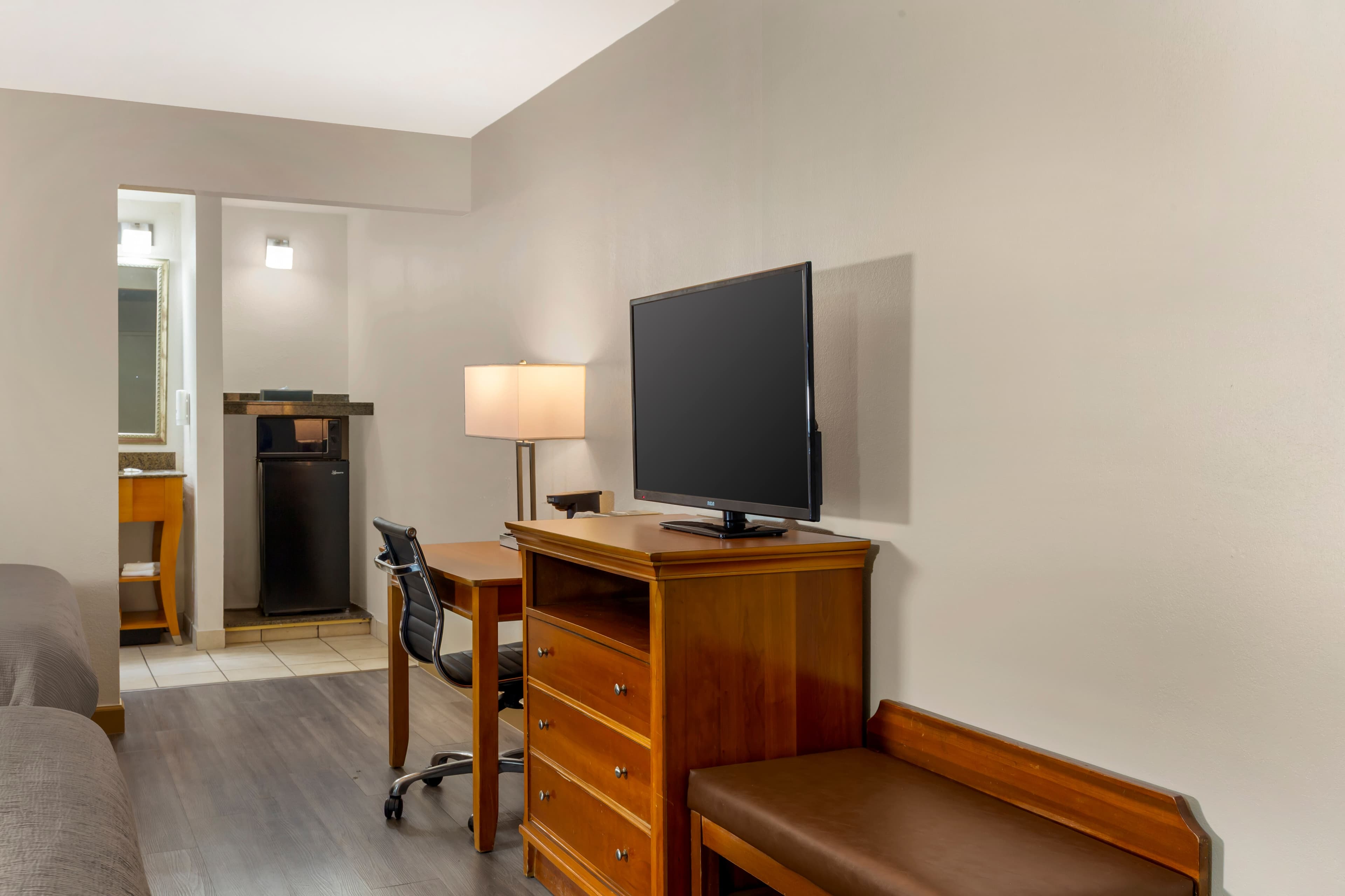 Quality Inn Lumberton North — 8