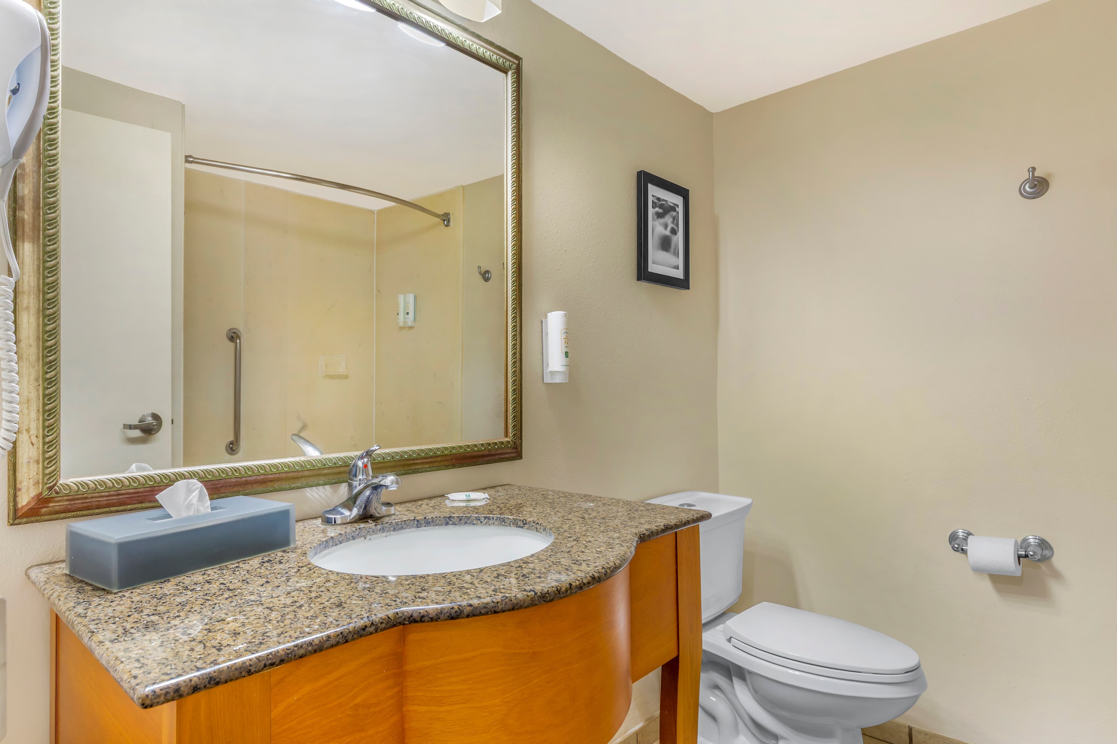 Quality Inn Lumberton North — 25