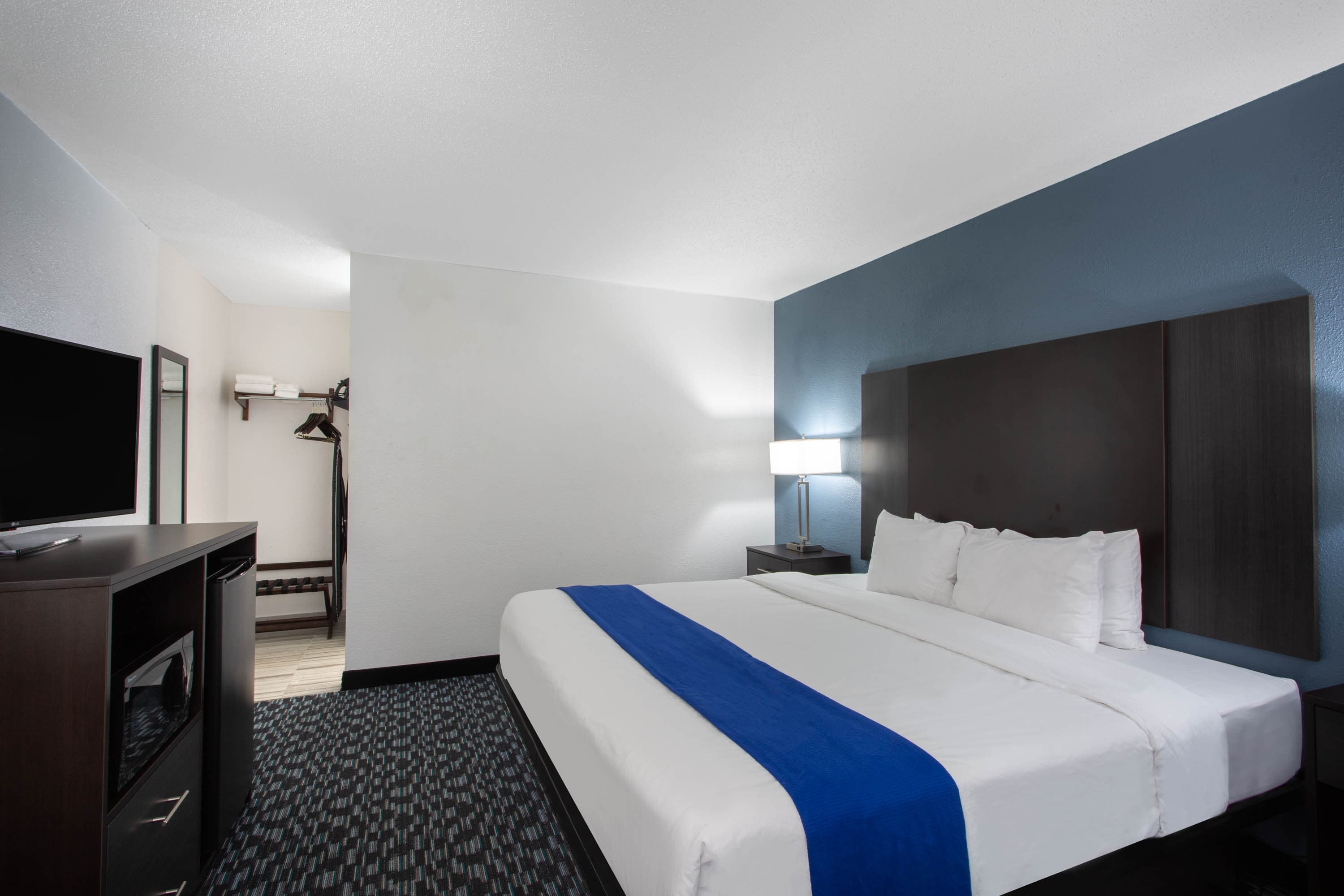Clarion Pointe - Image 3