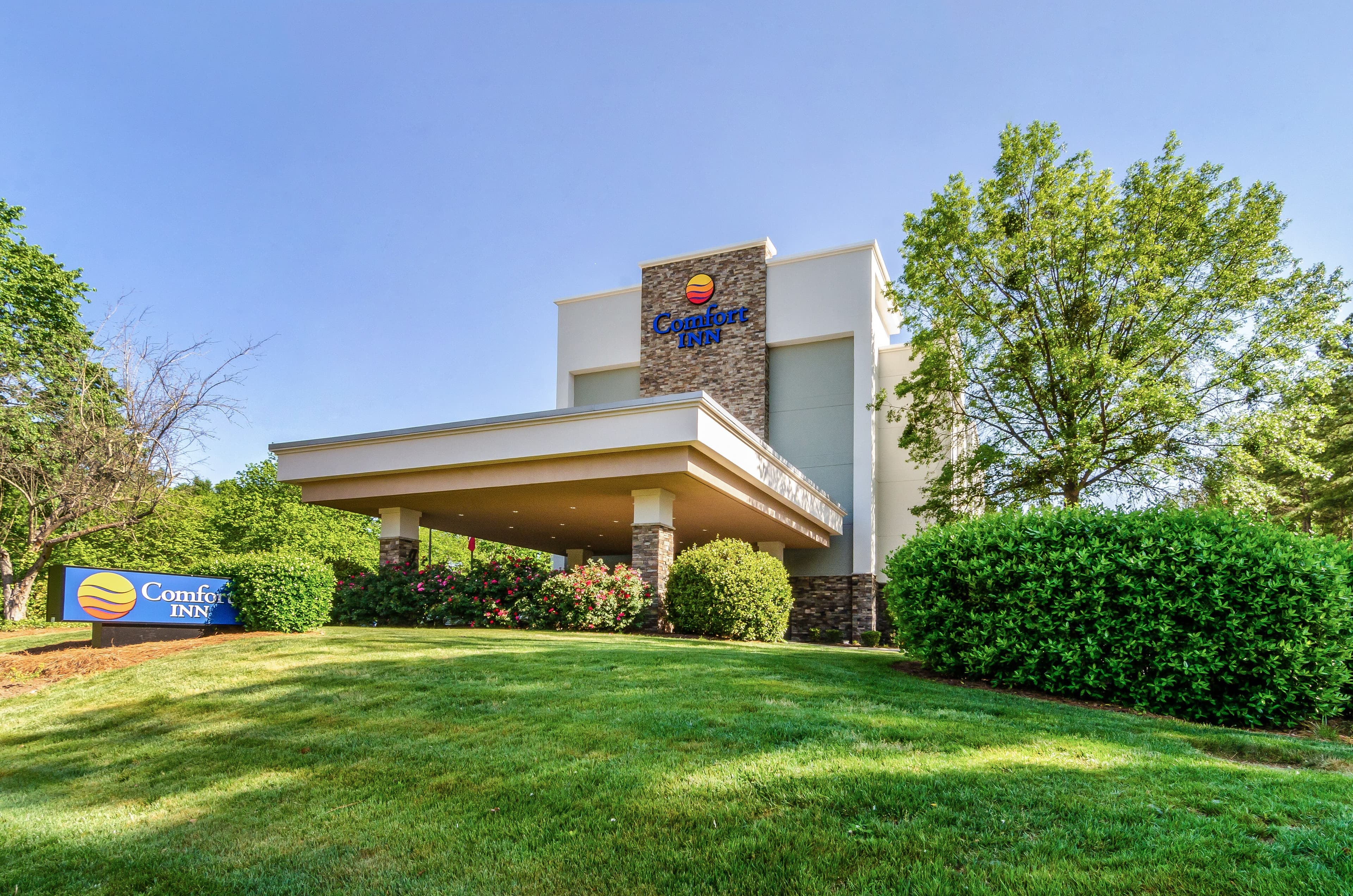 Comfort Inn Raleigh Midtown - Image 1