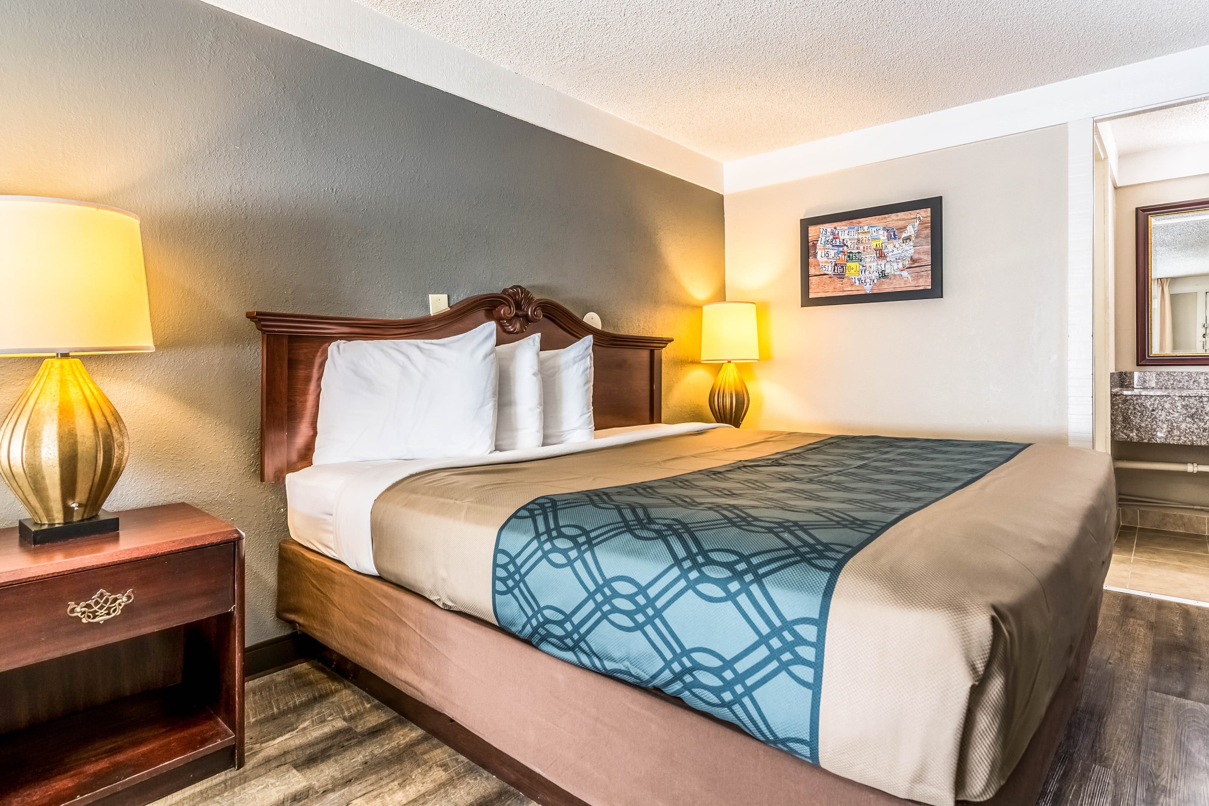 Econo Lodge Gastonia North — 16