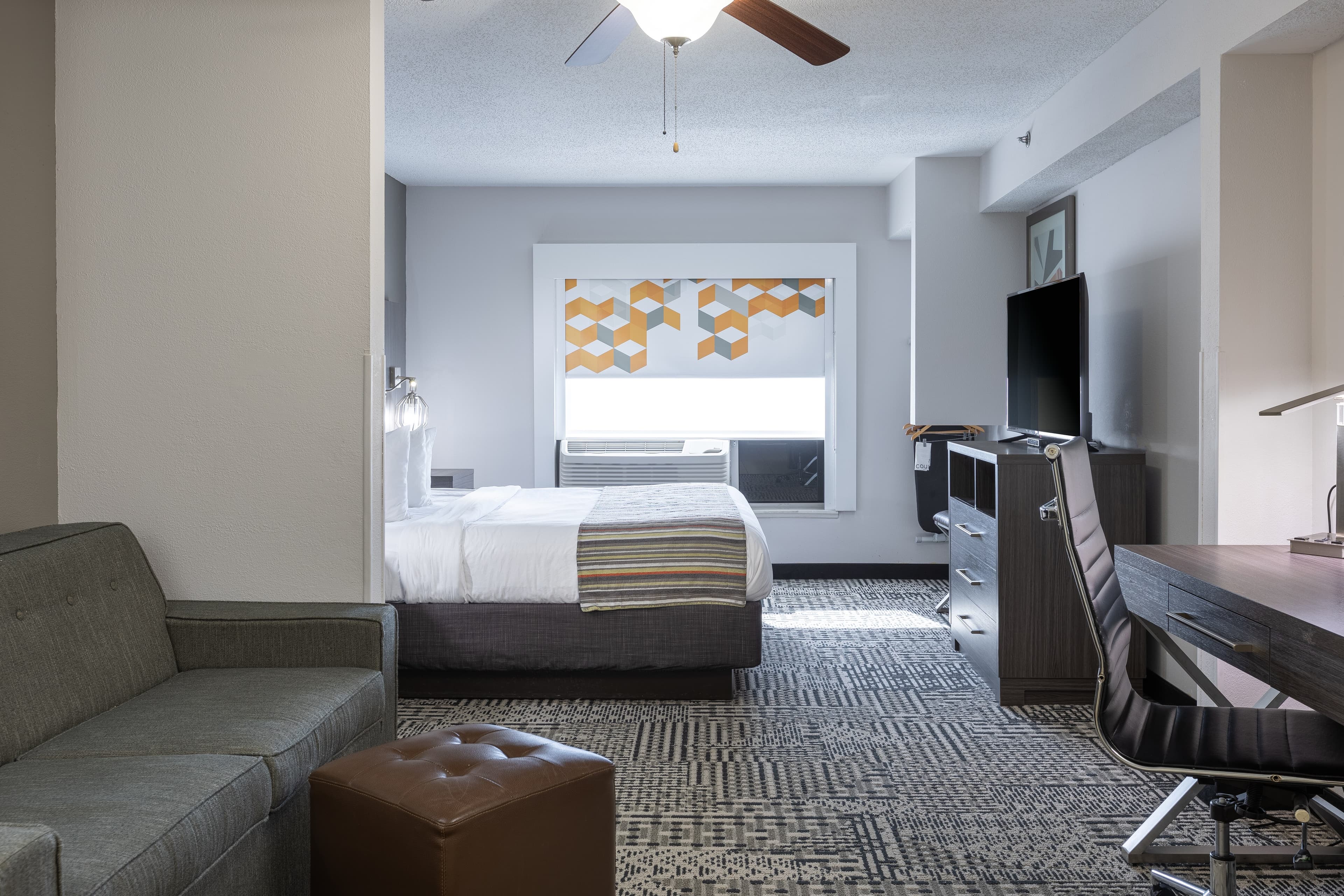 Country Inn & Suites by Radisson, Lake Norman Huntersville, NC — 18