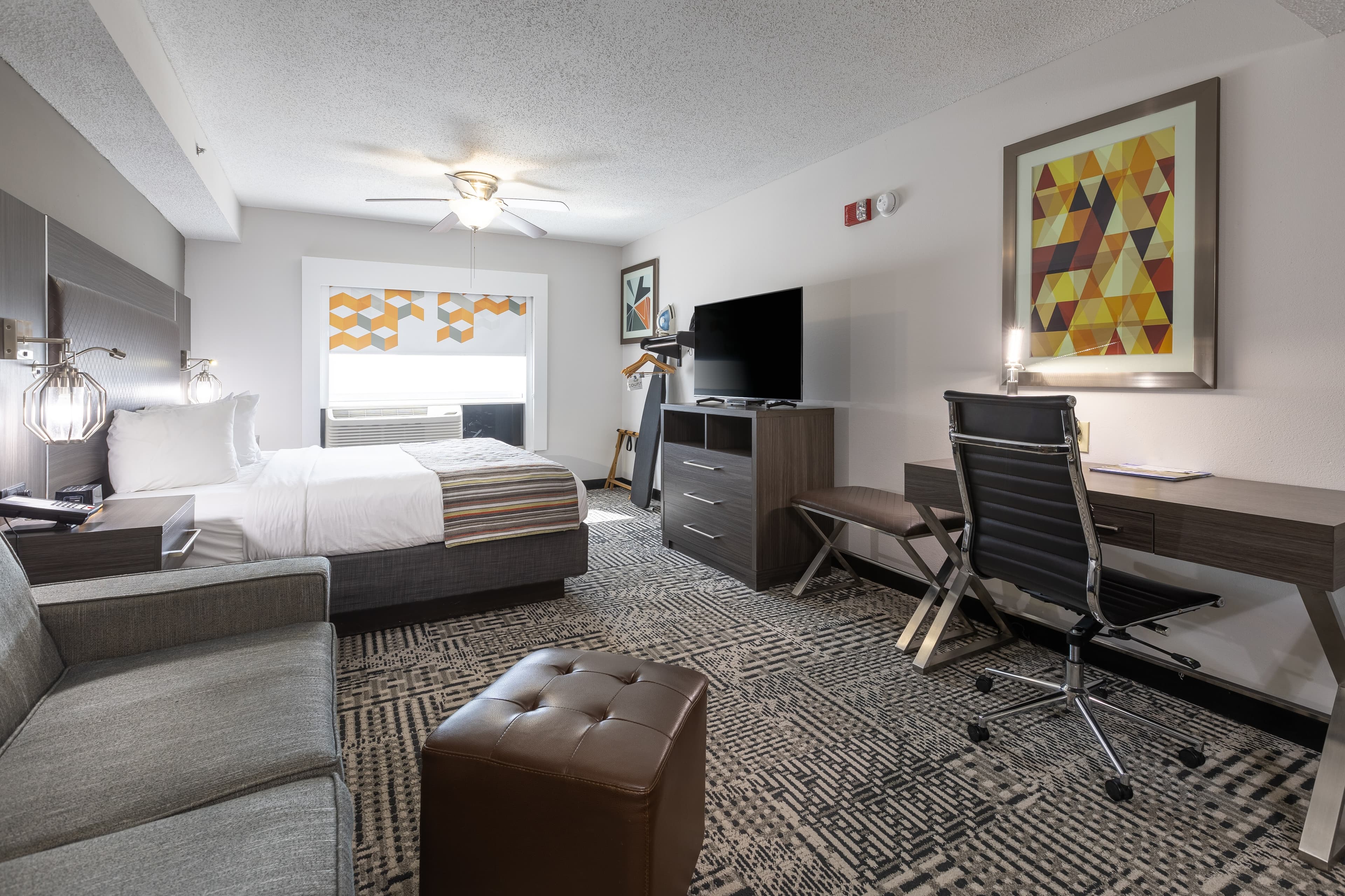 Country Inn & Suites by Radisson, Lake Norman Huntersville, NC — 9