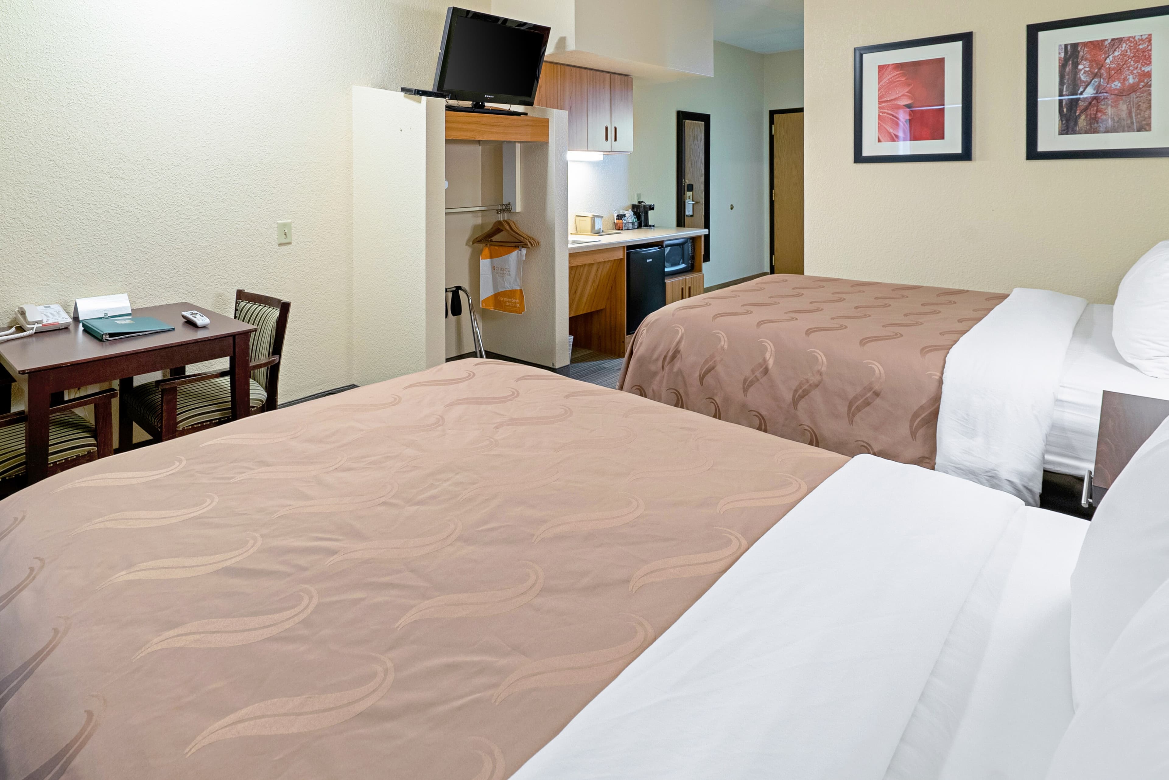 Quality Inn & Suites Robbinsville — 17