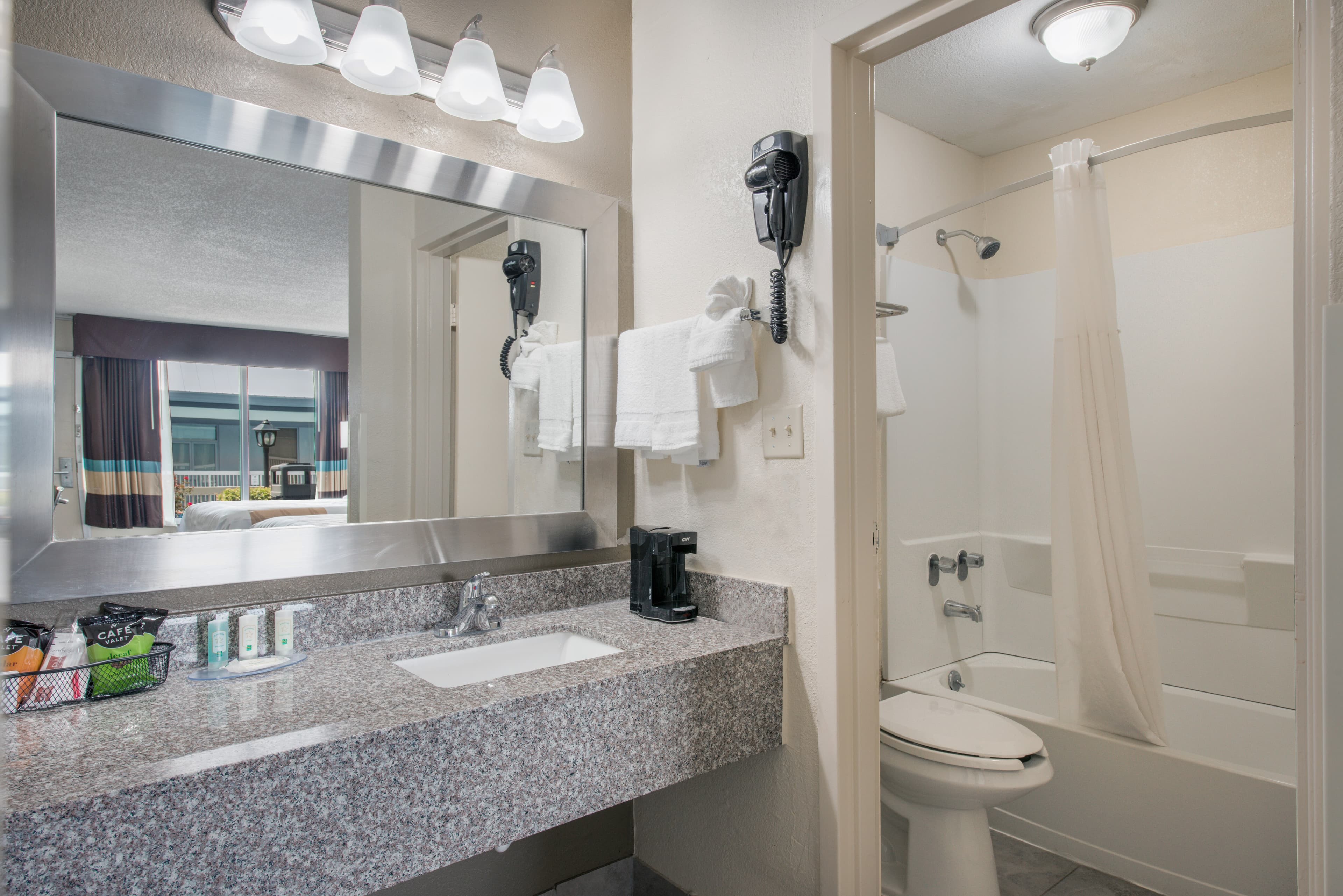 Quality Inn Concord Kannapolis — 8