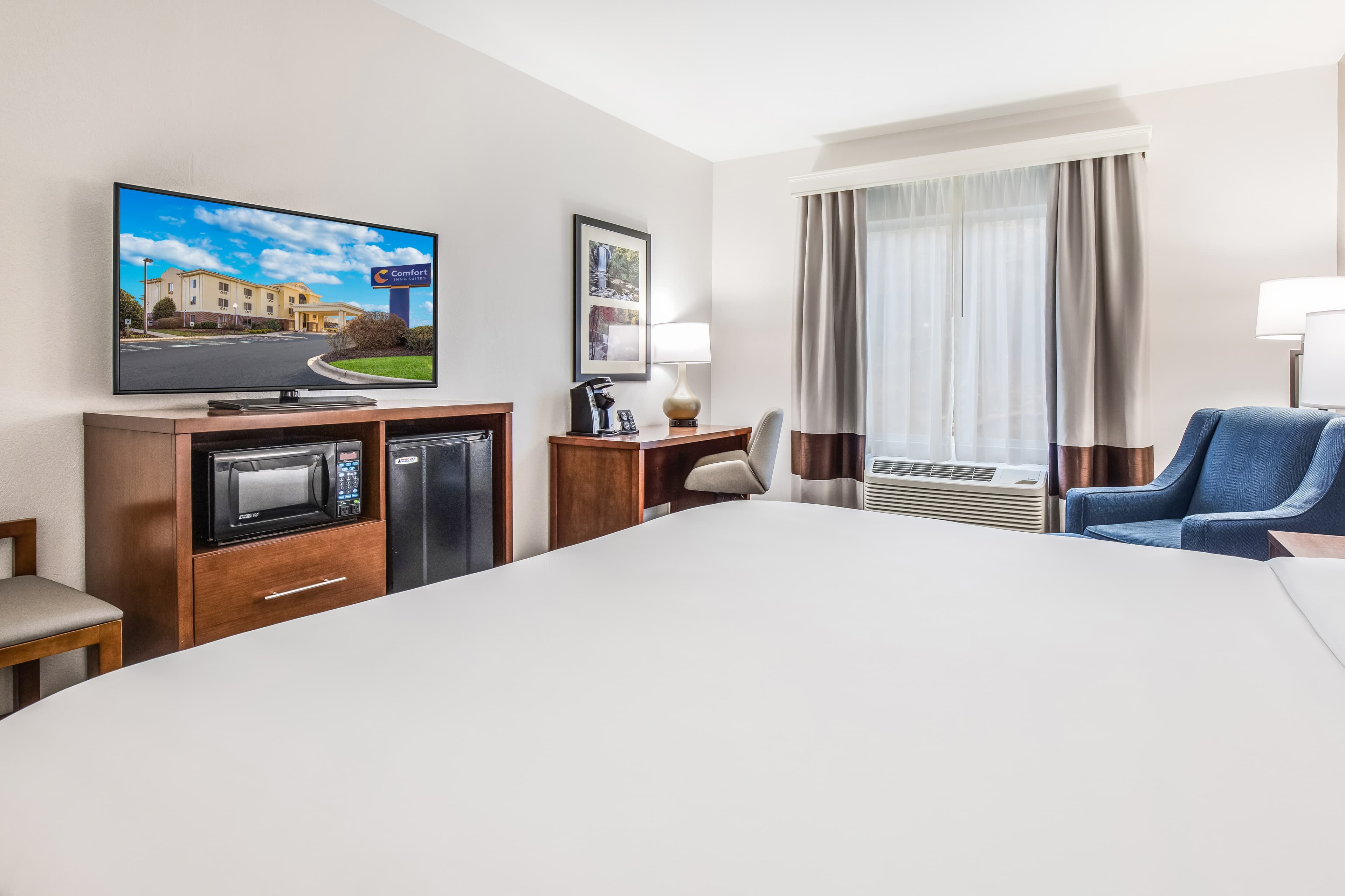 Comfort Inn & Suites Brevard North — 9