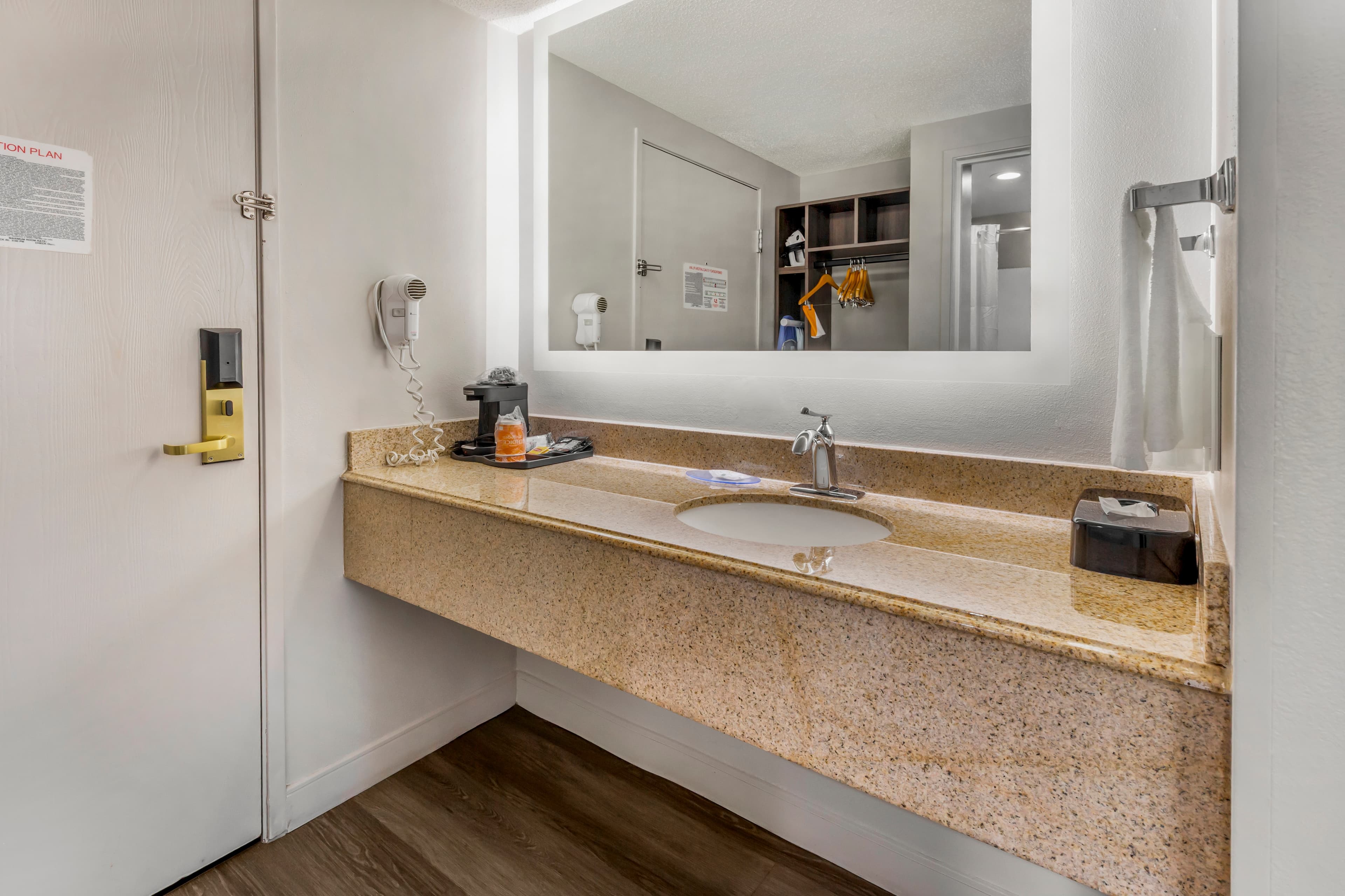 Quality Inn & Suites Raleigh Durham Airport — 15