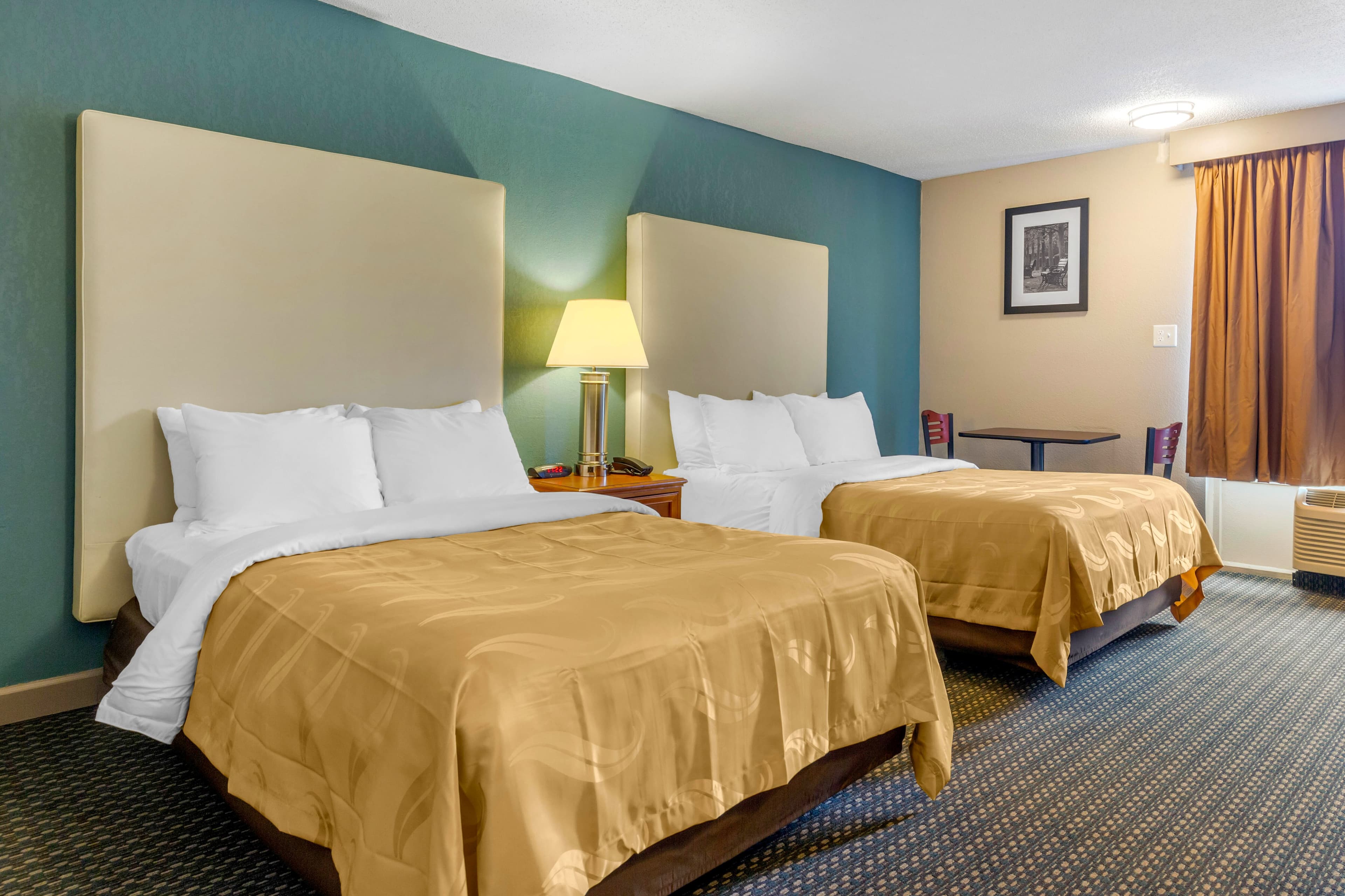 Quality Inn & Suites Apex-Holly Springs - Image 2
