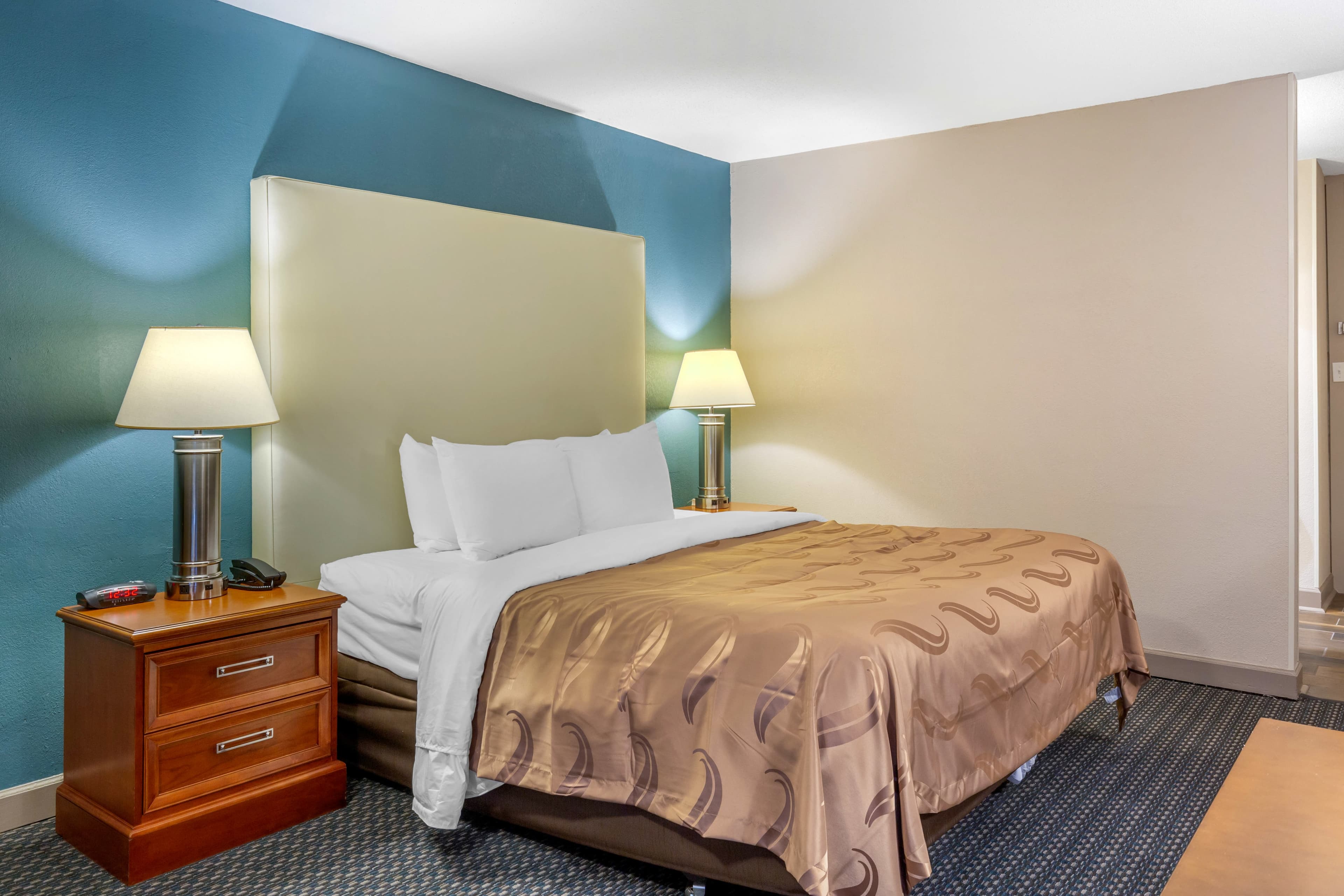 Quality Inn & Suites Apex-Holly Springs — 7