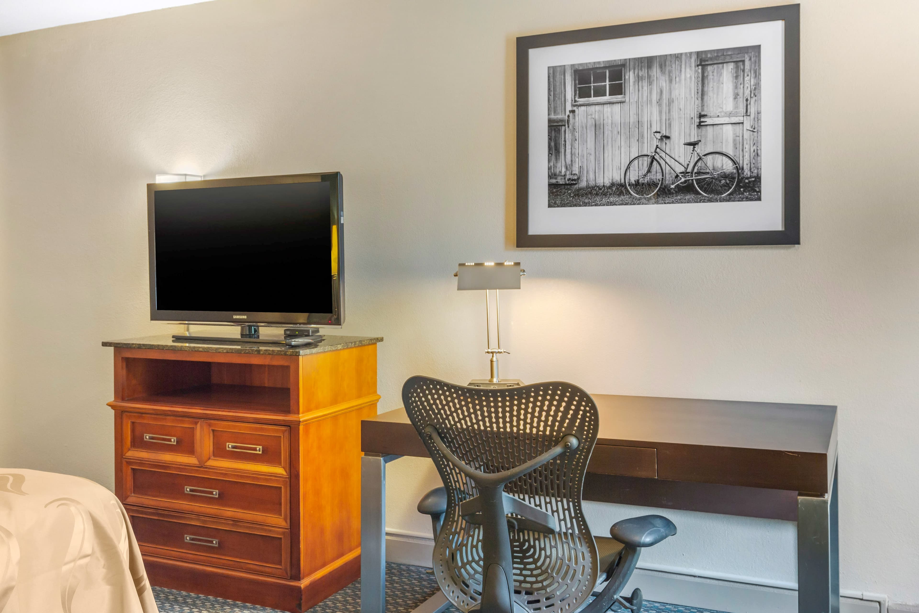 Quality Inn & Suites Apex-Holly Springs — 8
