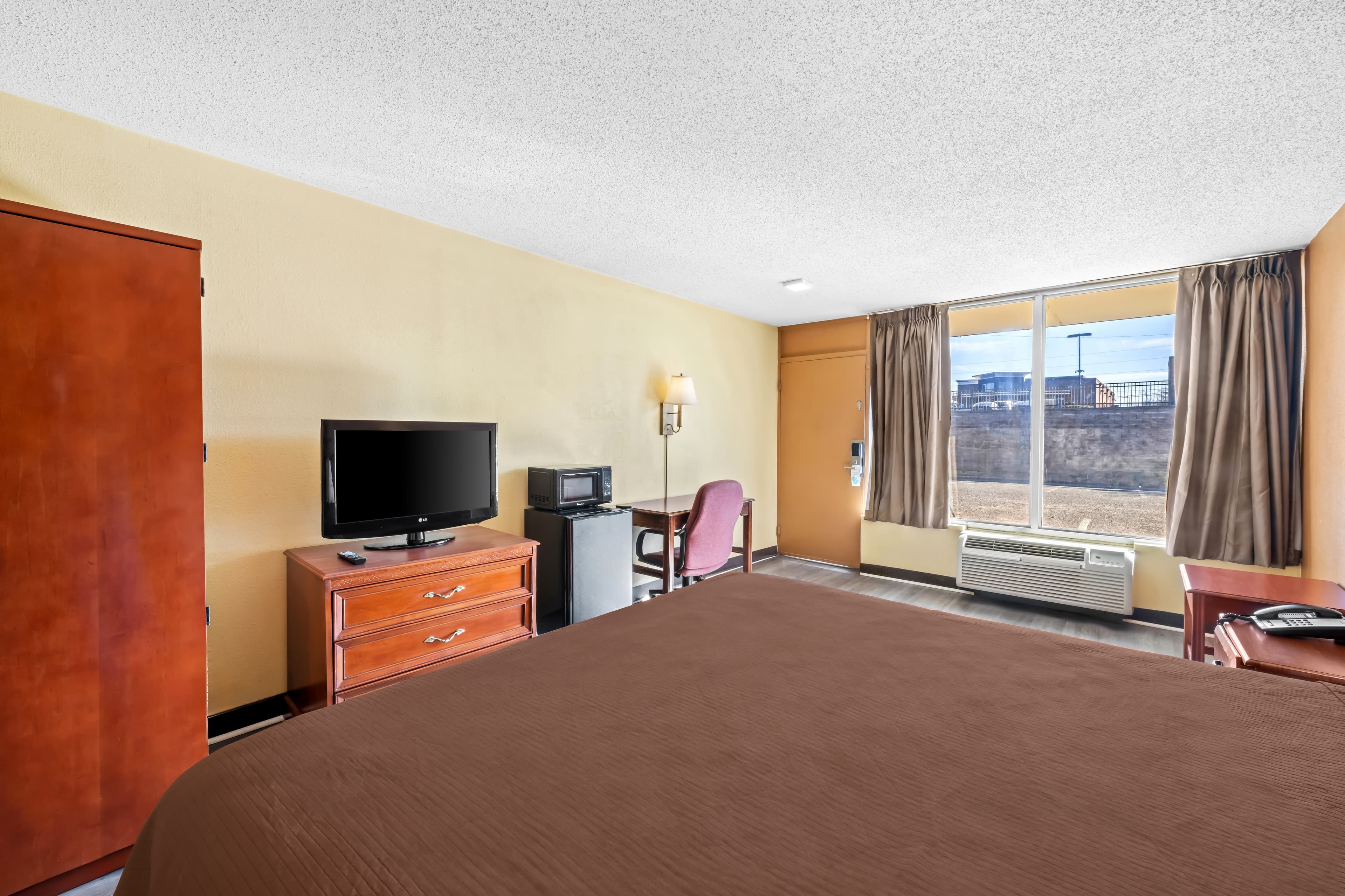 Rodeway Inn Monroe — 15
