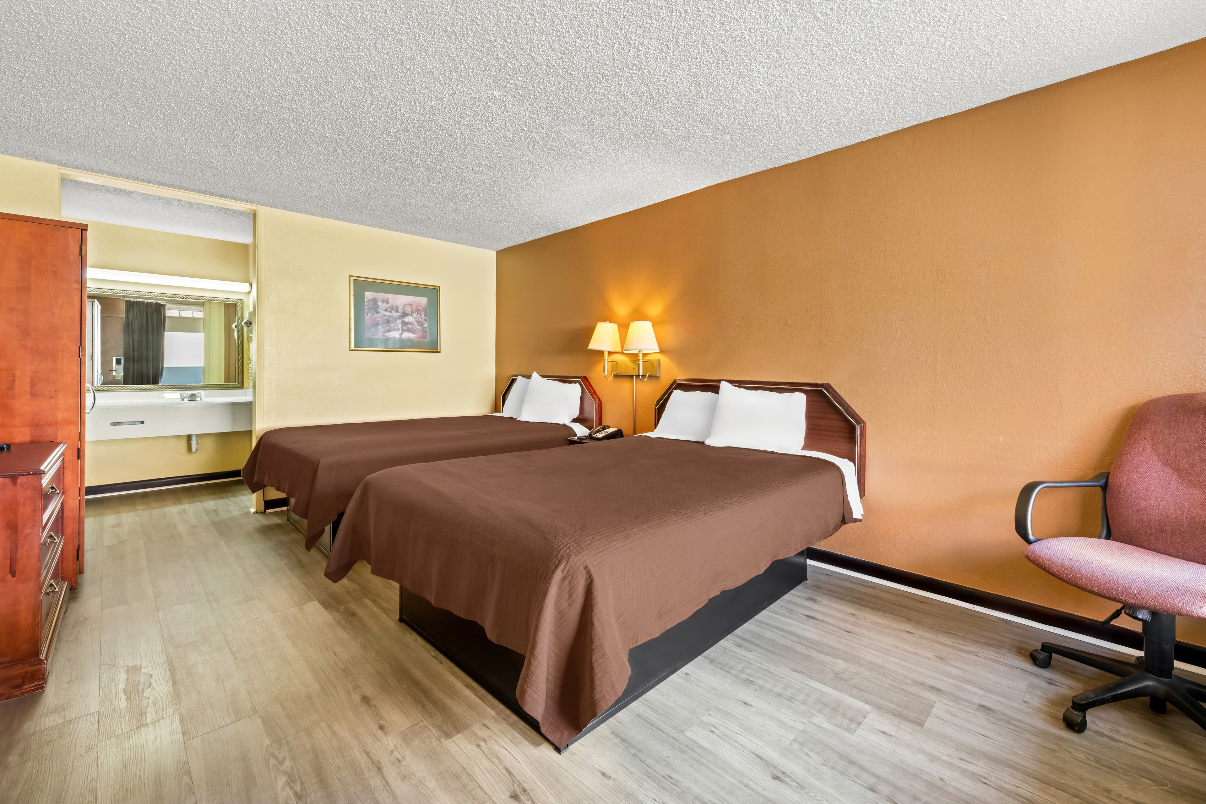 Rodeway Inn Monroe — 27