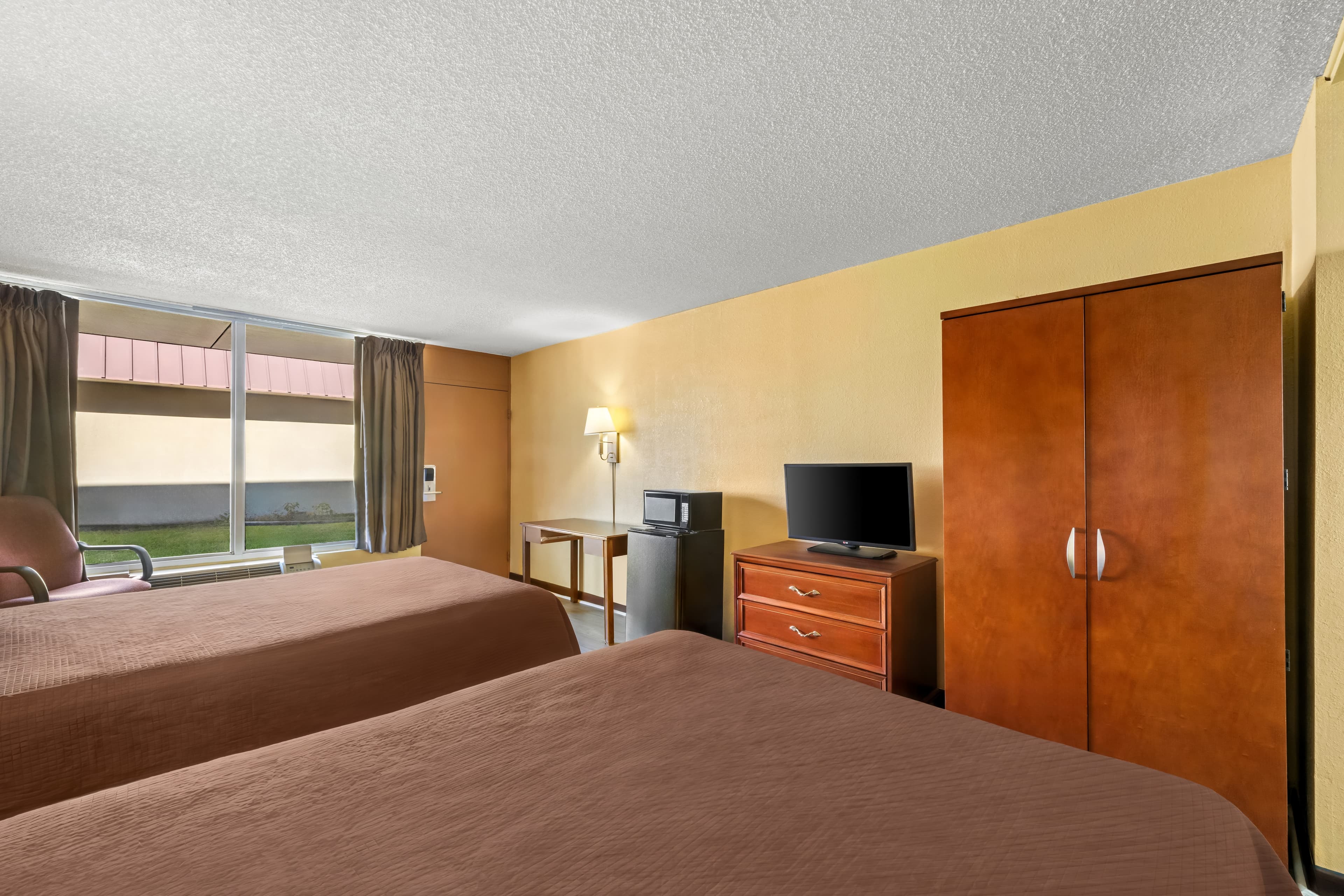 Rodeway Inn Monroe — 31