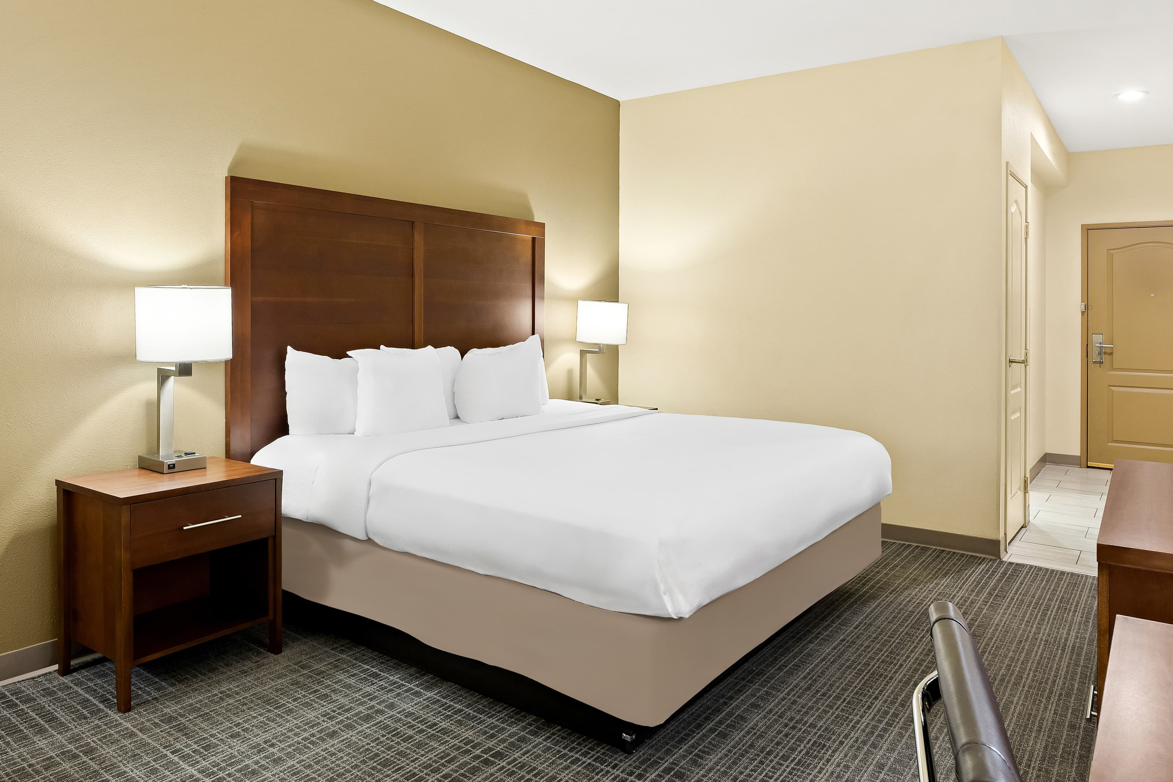 Comfort Inn & Suites High Point - Archdale - Image 4
