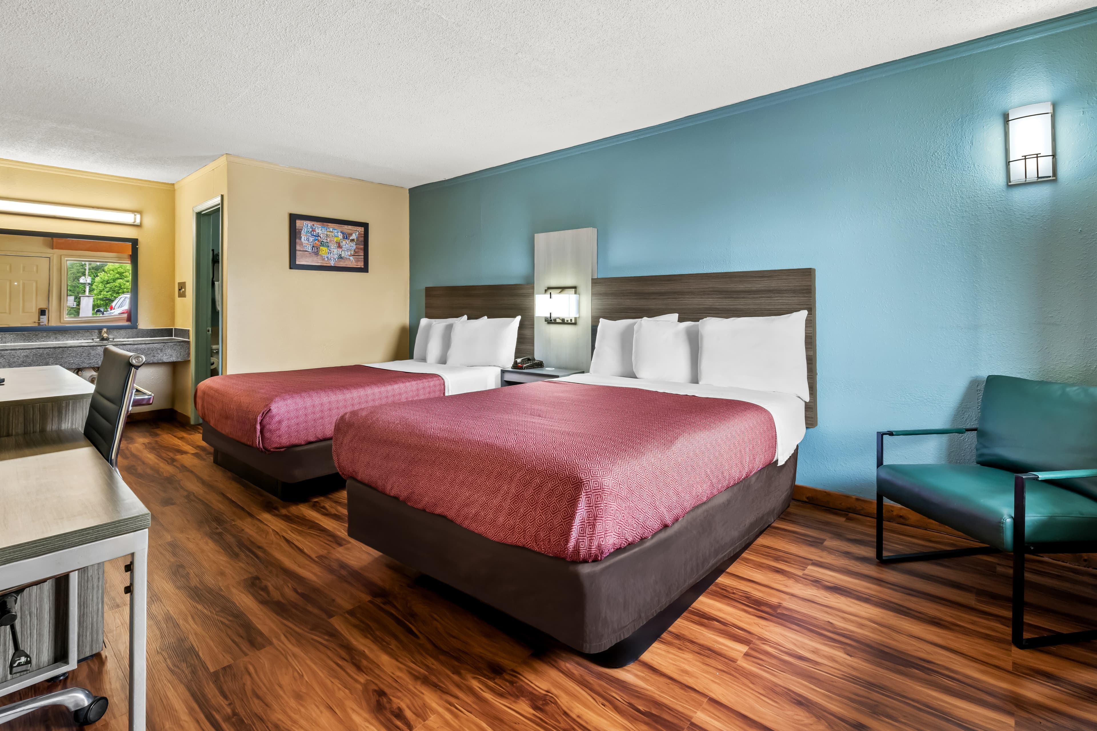 Econo Lodge Charlotte Airport Area — 9