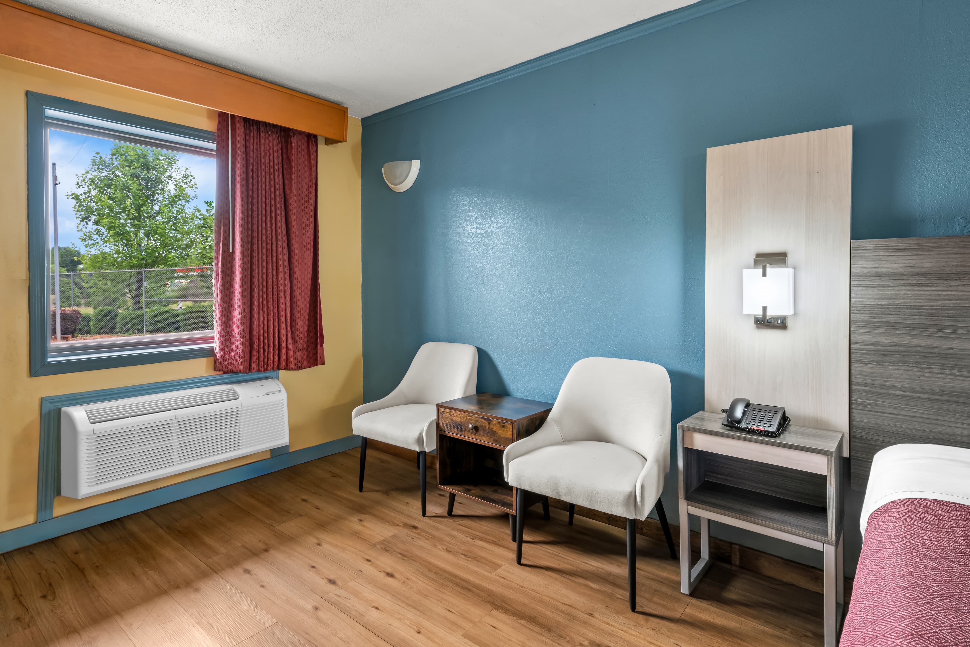 Econo Lodge Charlotte Airport Area — 18