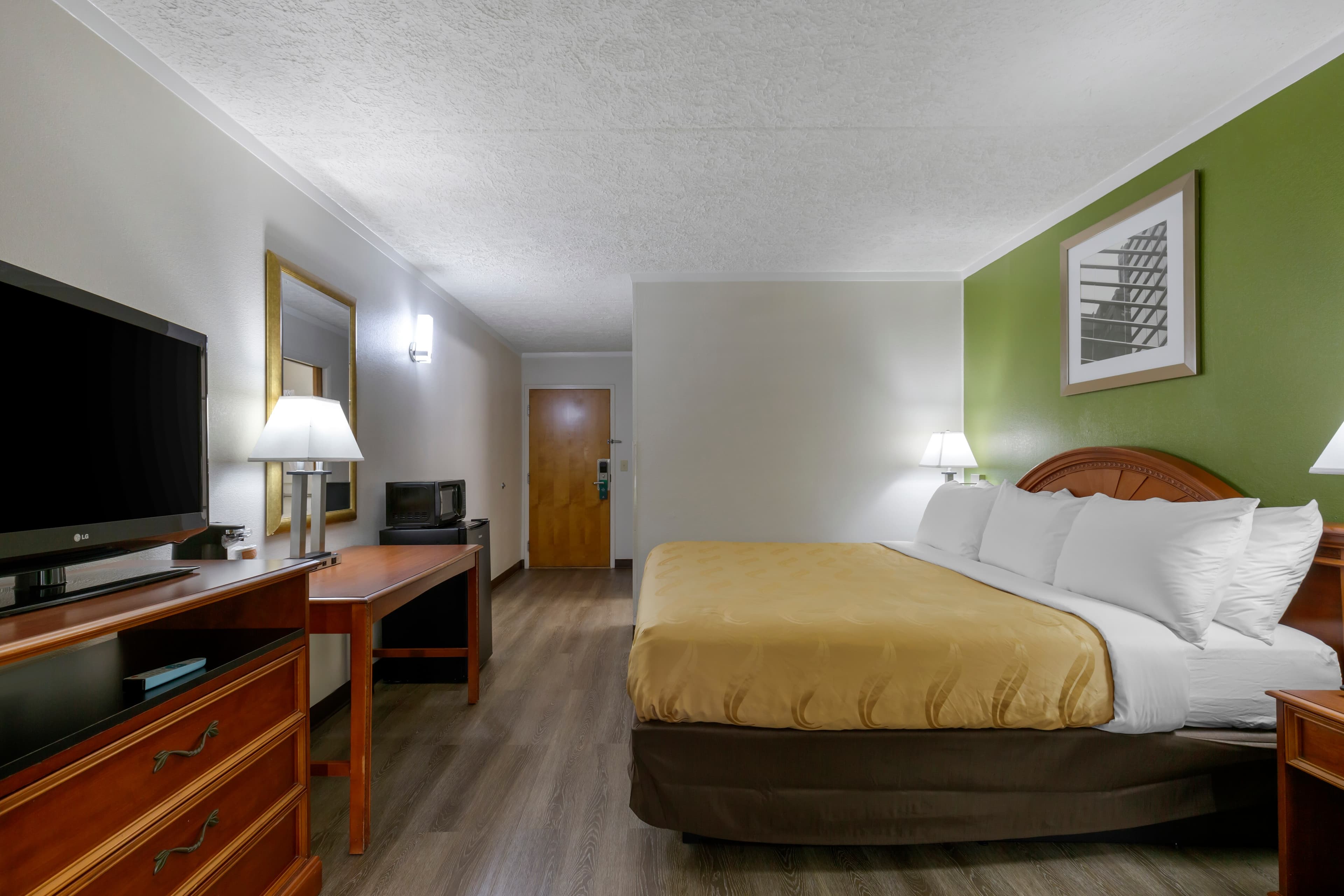Quality Inn - Roxboro South — 13
