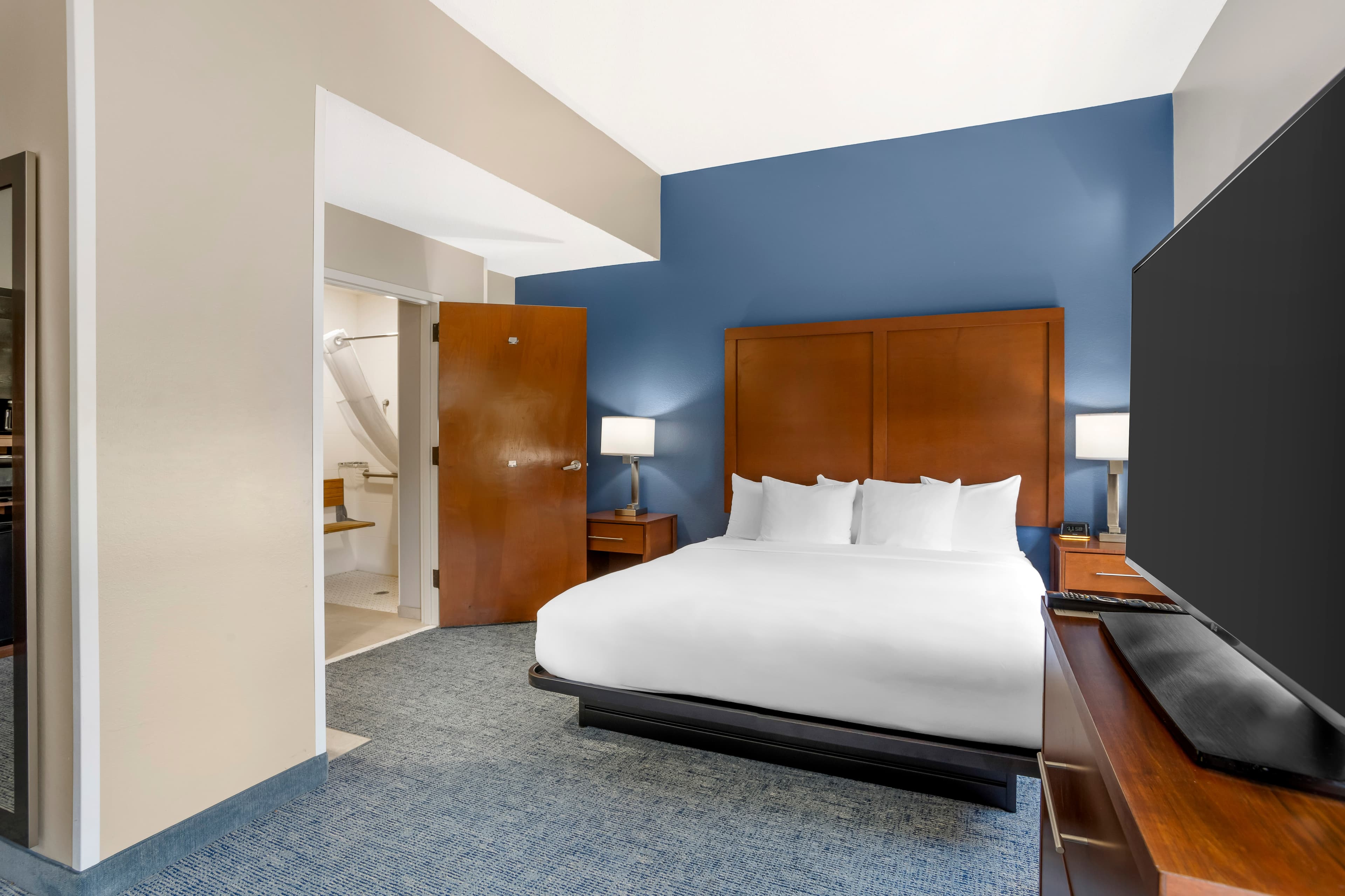 Comfort Suites near Birkdale Village- Huntersville — 7