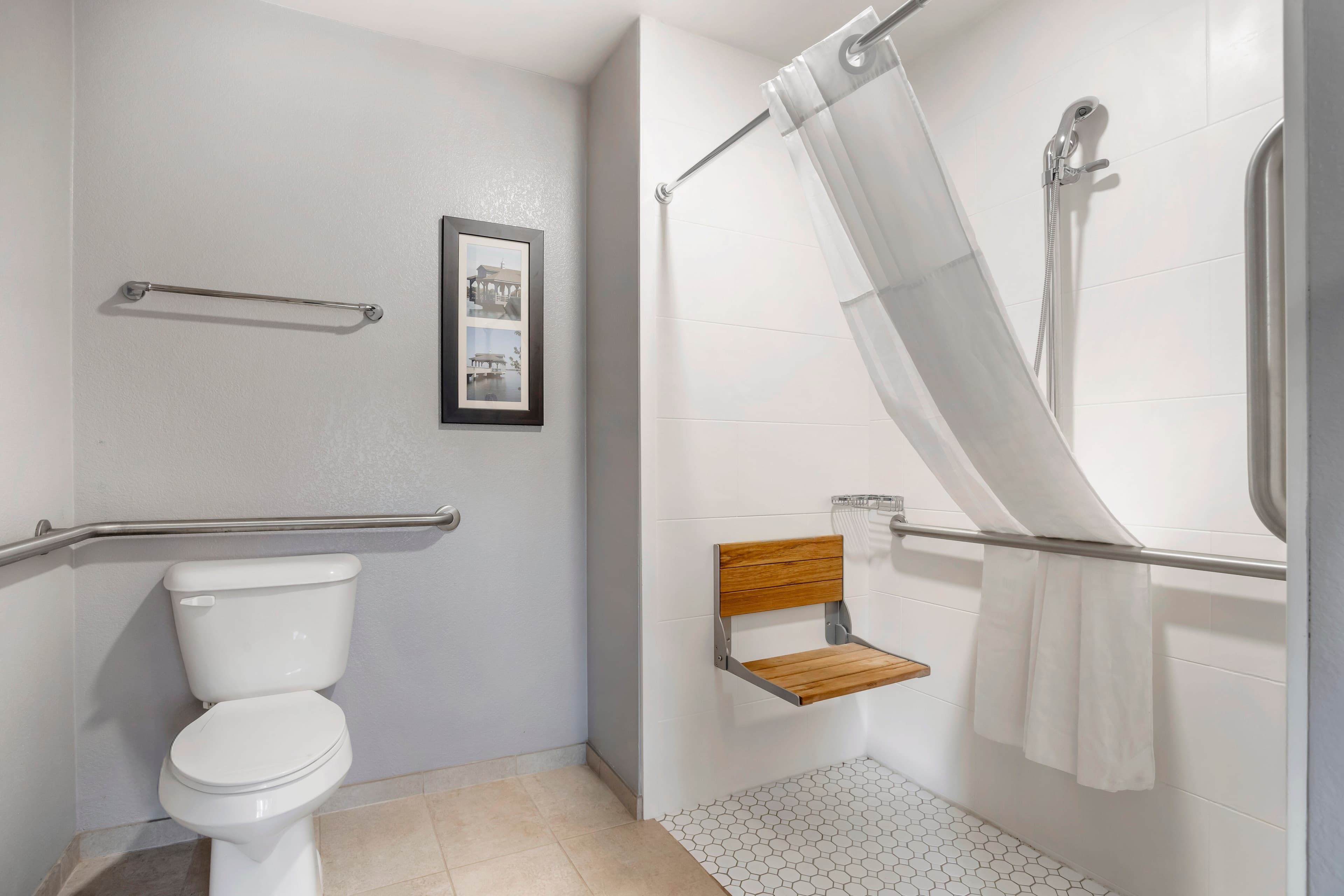Comfort Suites near Birkdale Village- Huntersville — 9