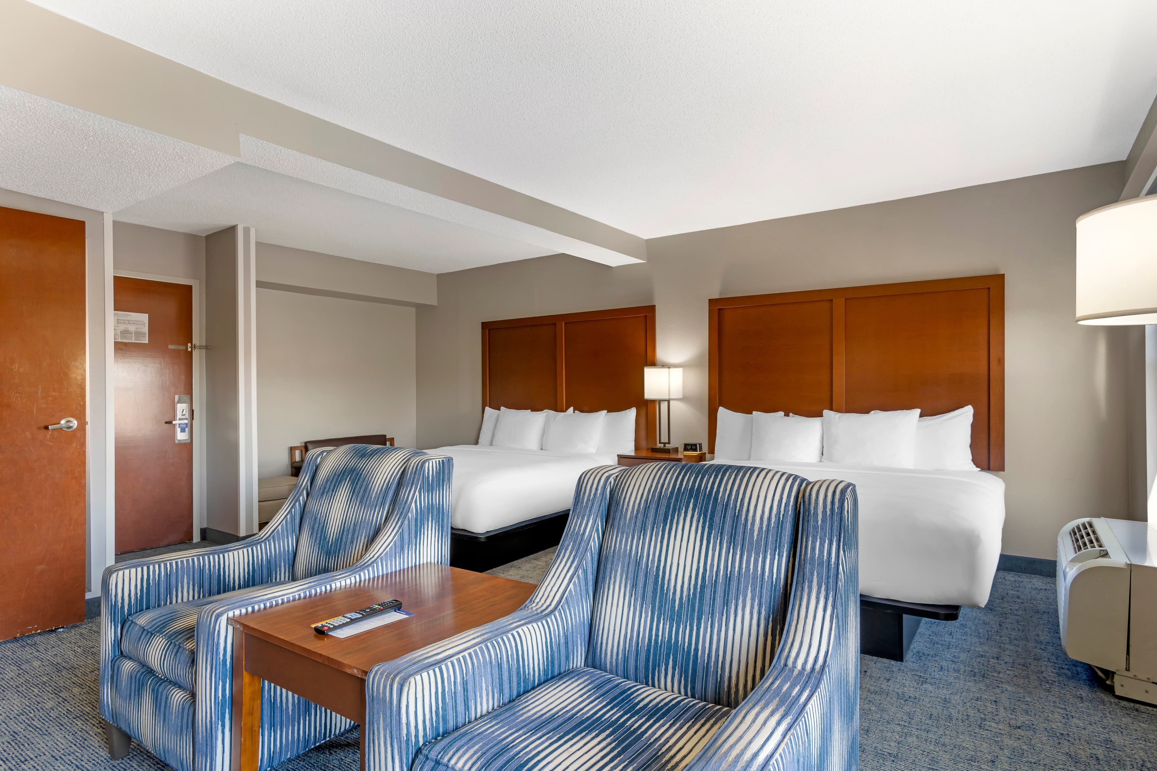 Comfort Suites near Birkdale Village- Huntersville — 16