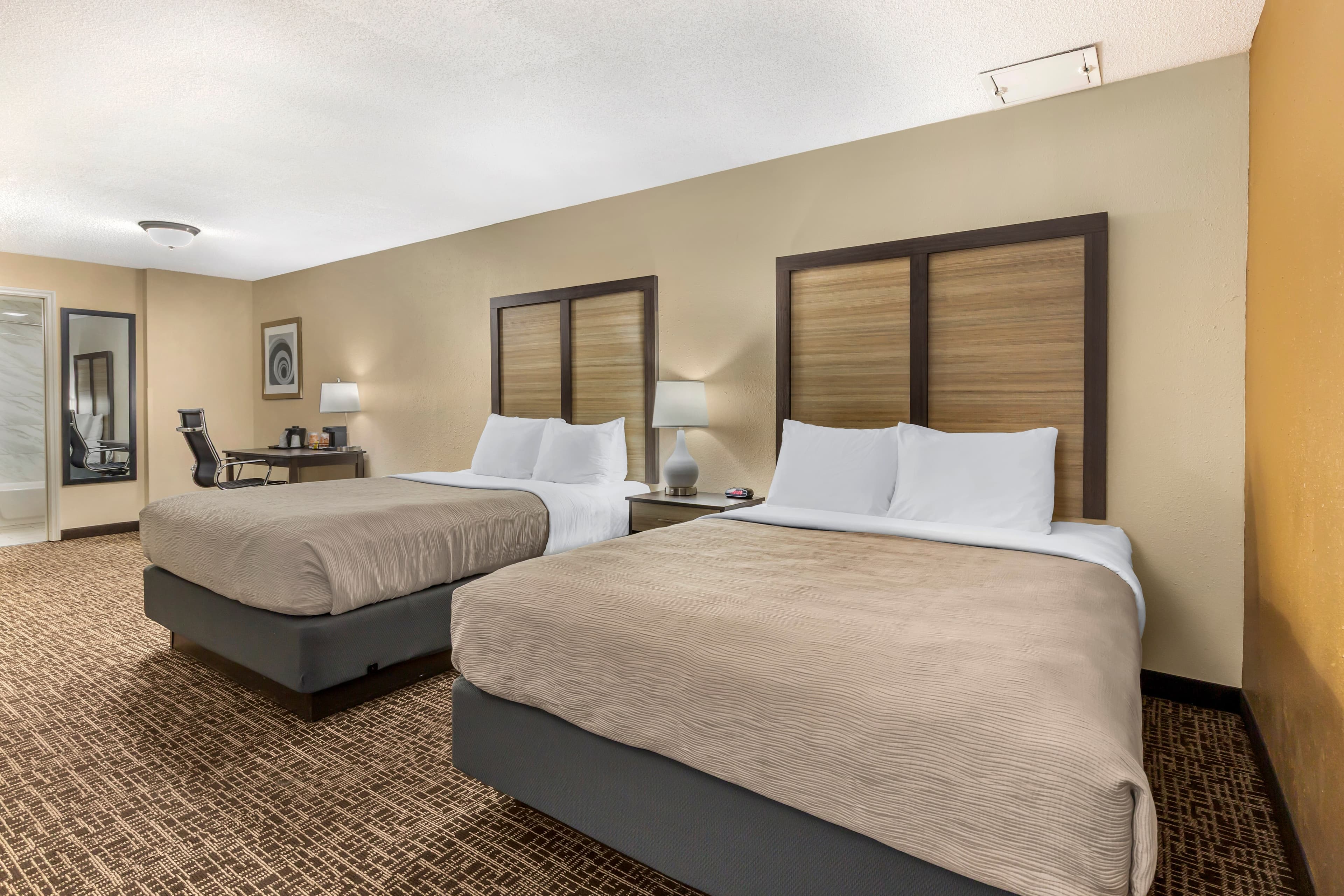 Quality Inn & Suites Spring Lake - Fayetteville near Fort Bragg — 14