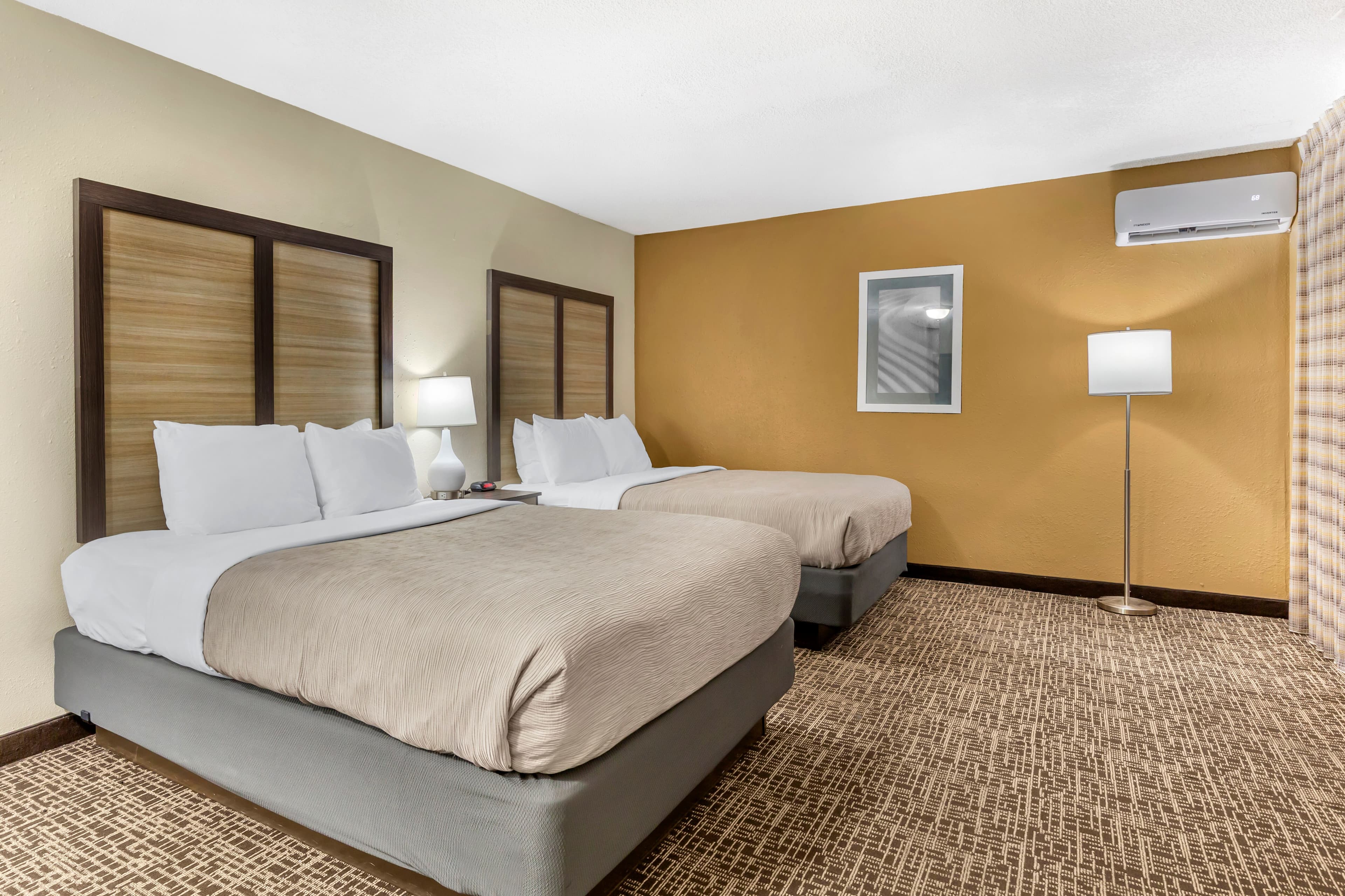 Quality Inn & Suites Spring Lake - Fayetteville near Fort Bragg — 15