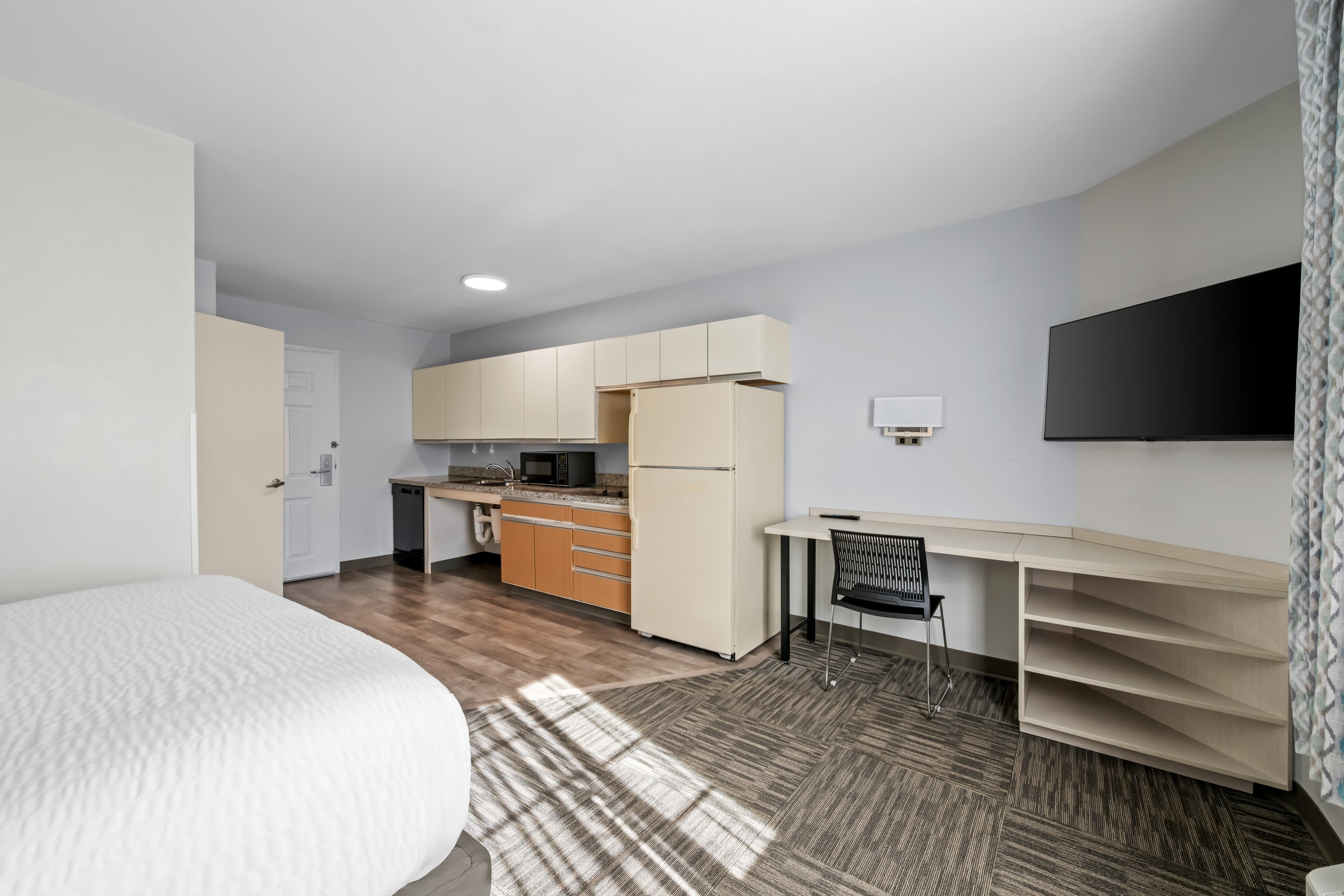 MainStay Suites Greensboro - Image 3