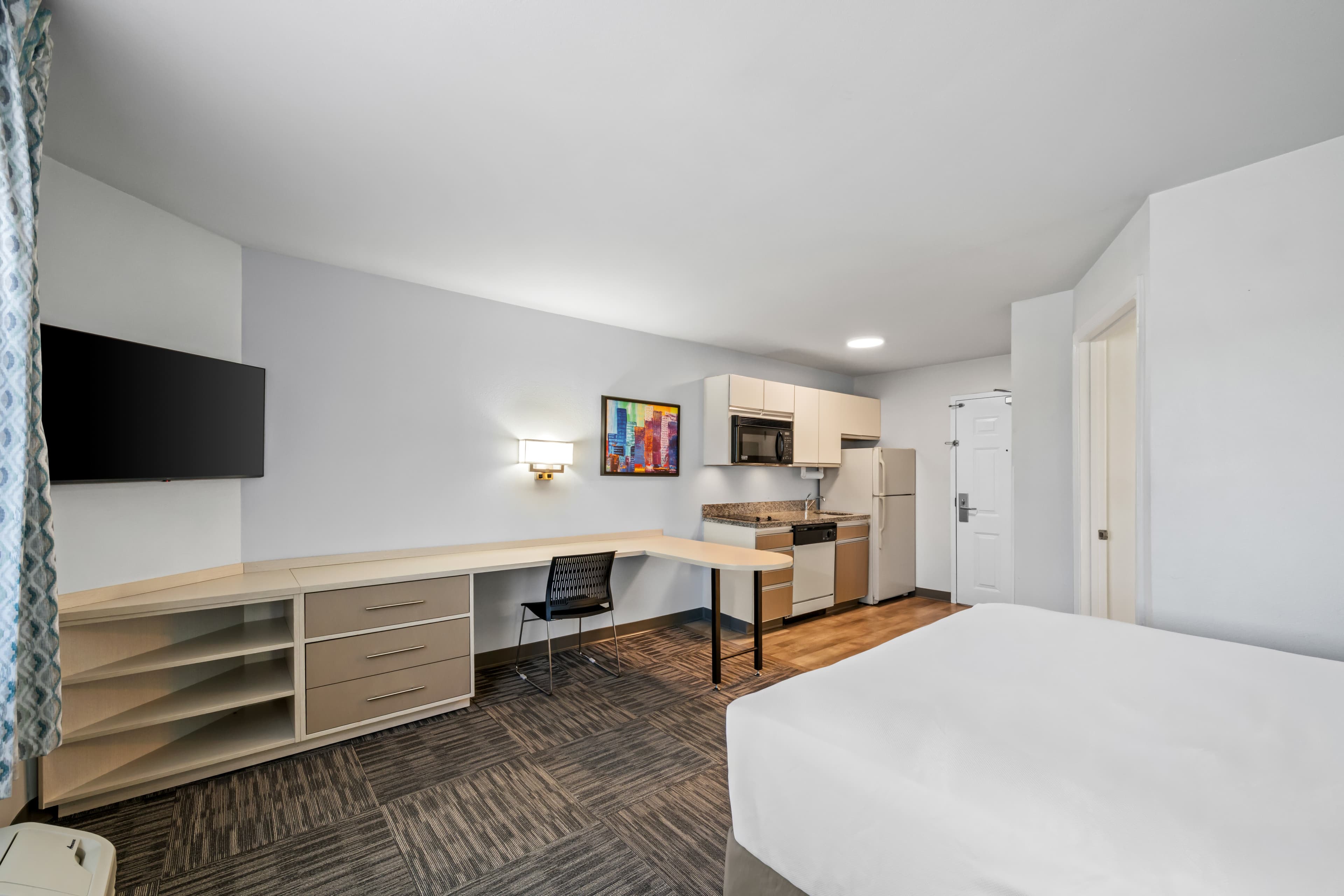 MainStay Suites Greensboro — 10