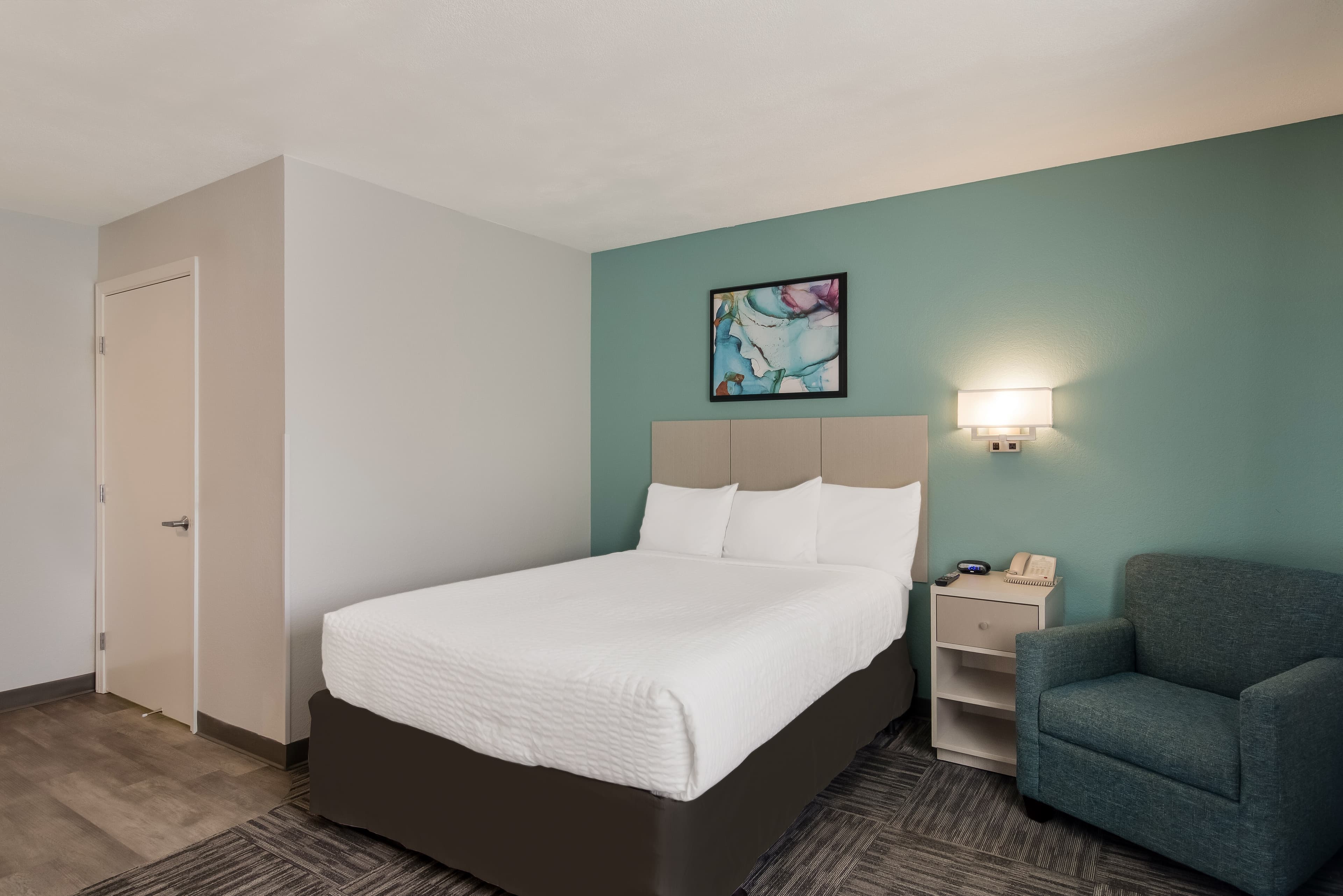 MainStay Suites Raleigh - Cary — 7