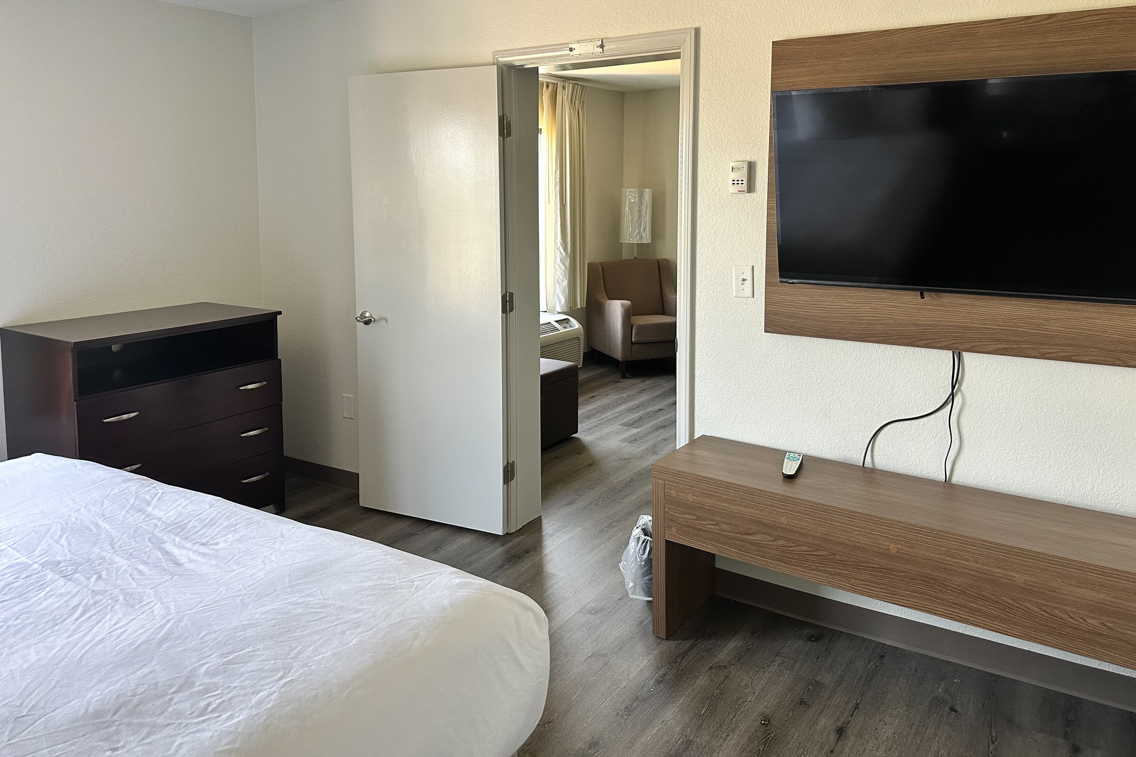 MainStay Suites Conover-Hickory — 6