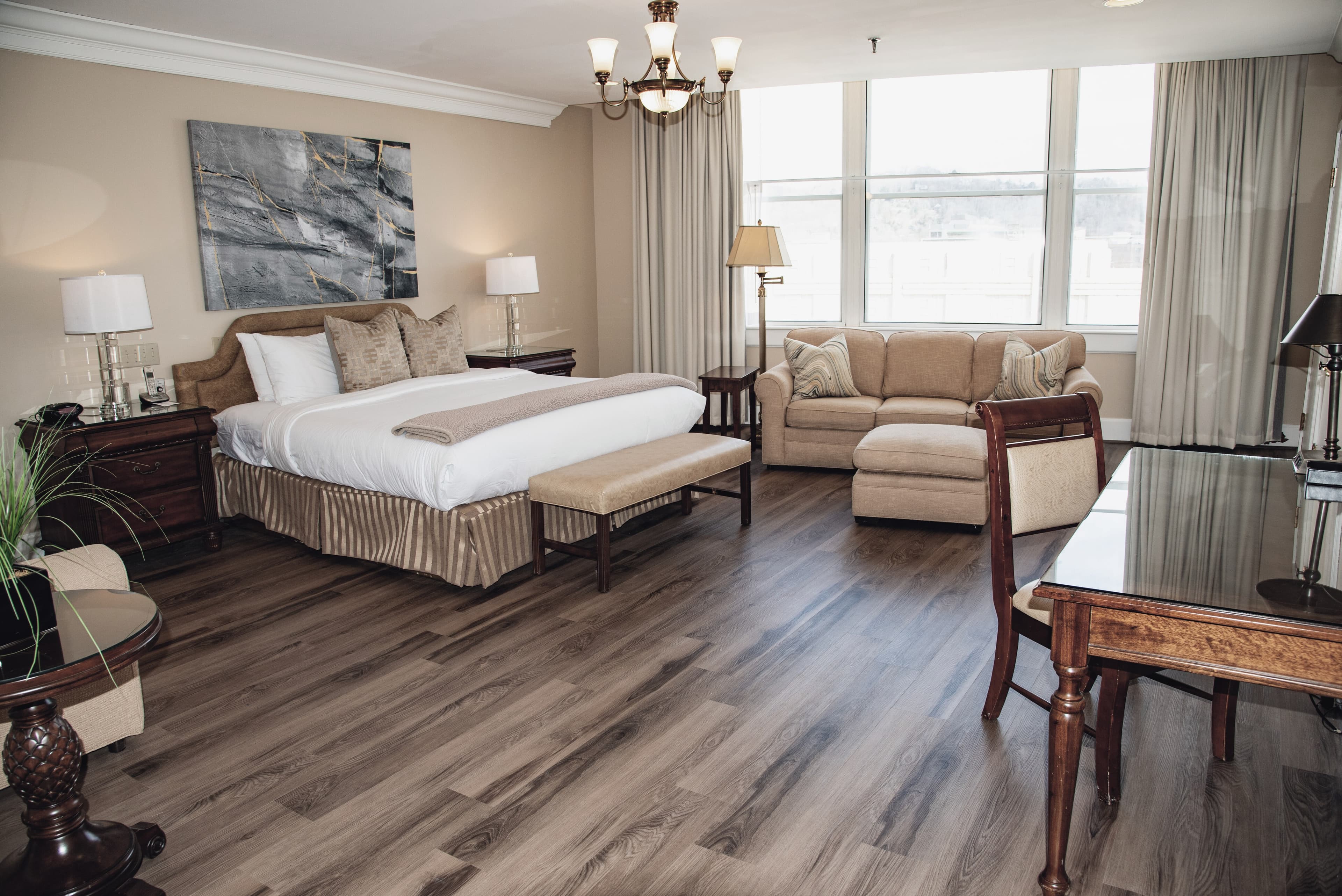Haywood Park Hotel, an Ascend Collection Hotel — 7