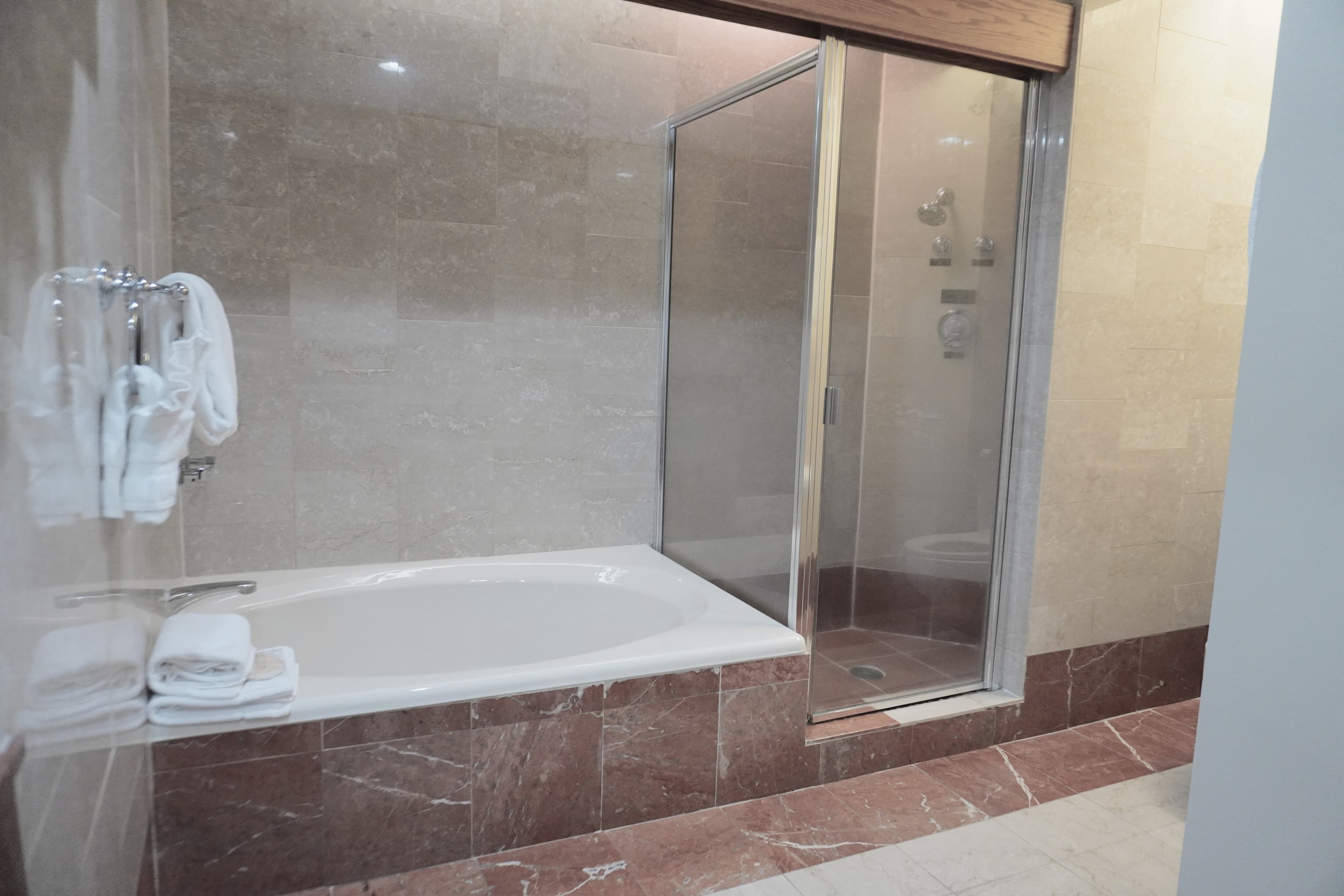 Haywood Park Hotel, an Ascend Collection Hotel — 6
