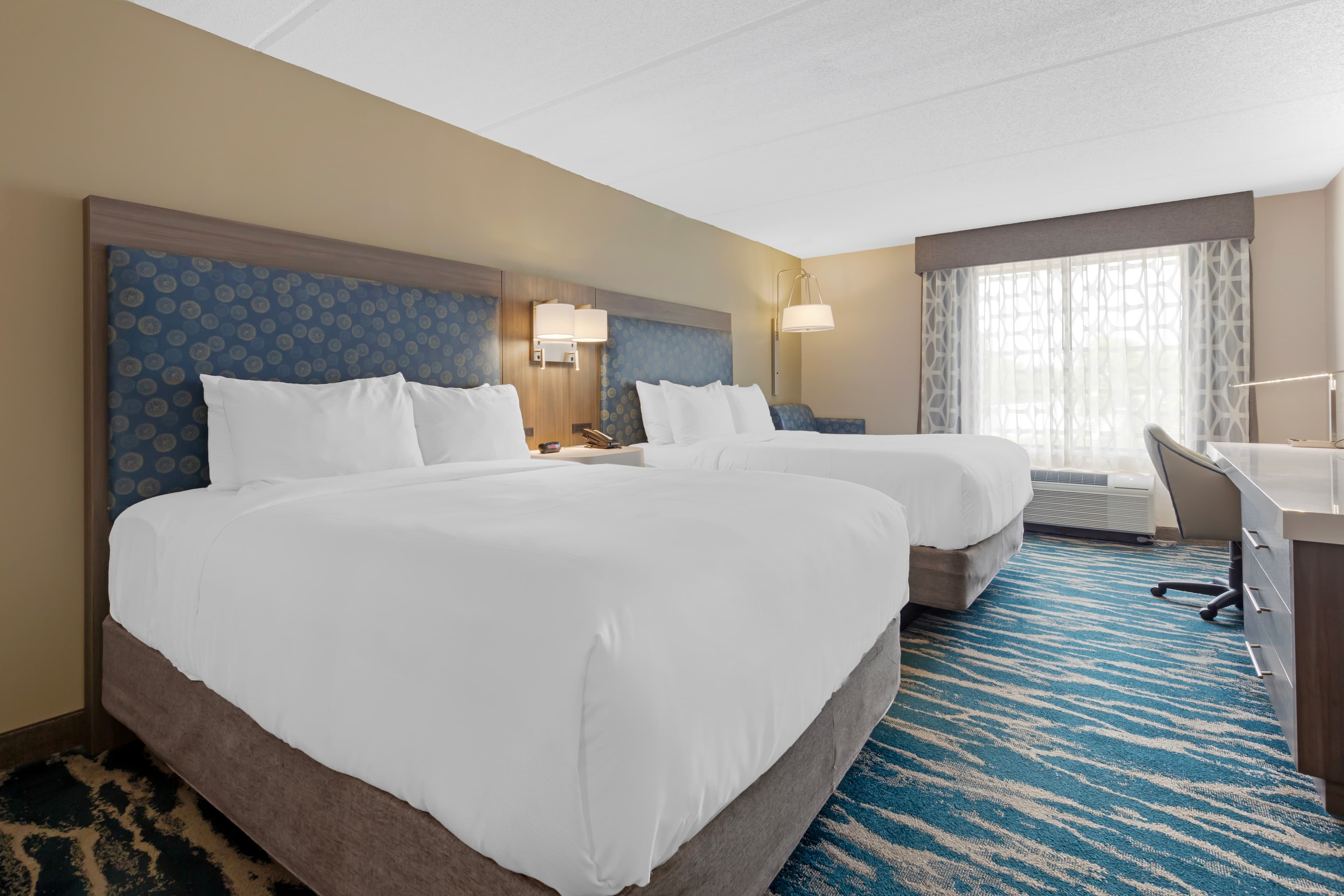 Comfort Inn & Suites Greenville Near East Carolina University — 6