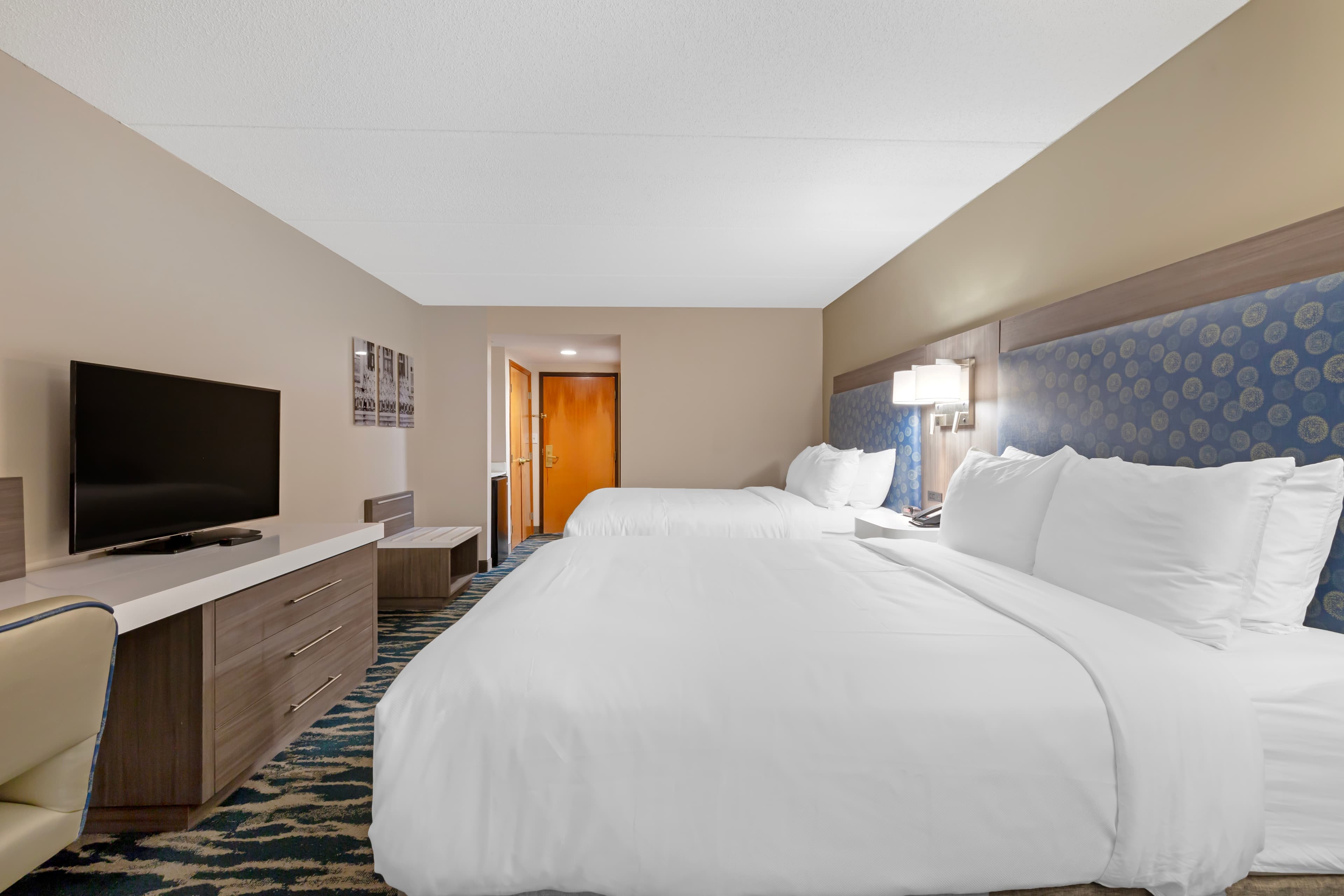 Comfort Inn & Suites Greenville Near East Carolina University — 7