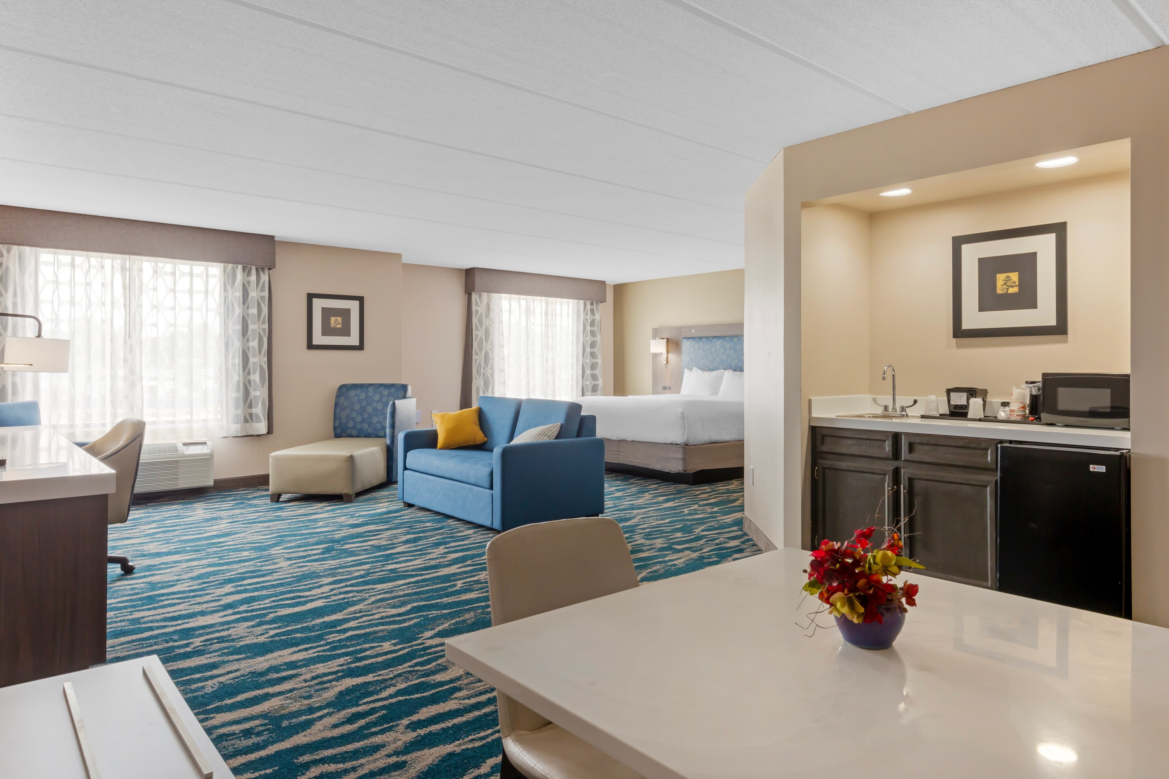 Comfort Inn & Suites Greenville Near East Carolina University — 27