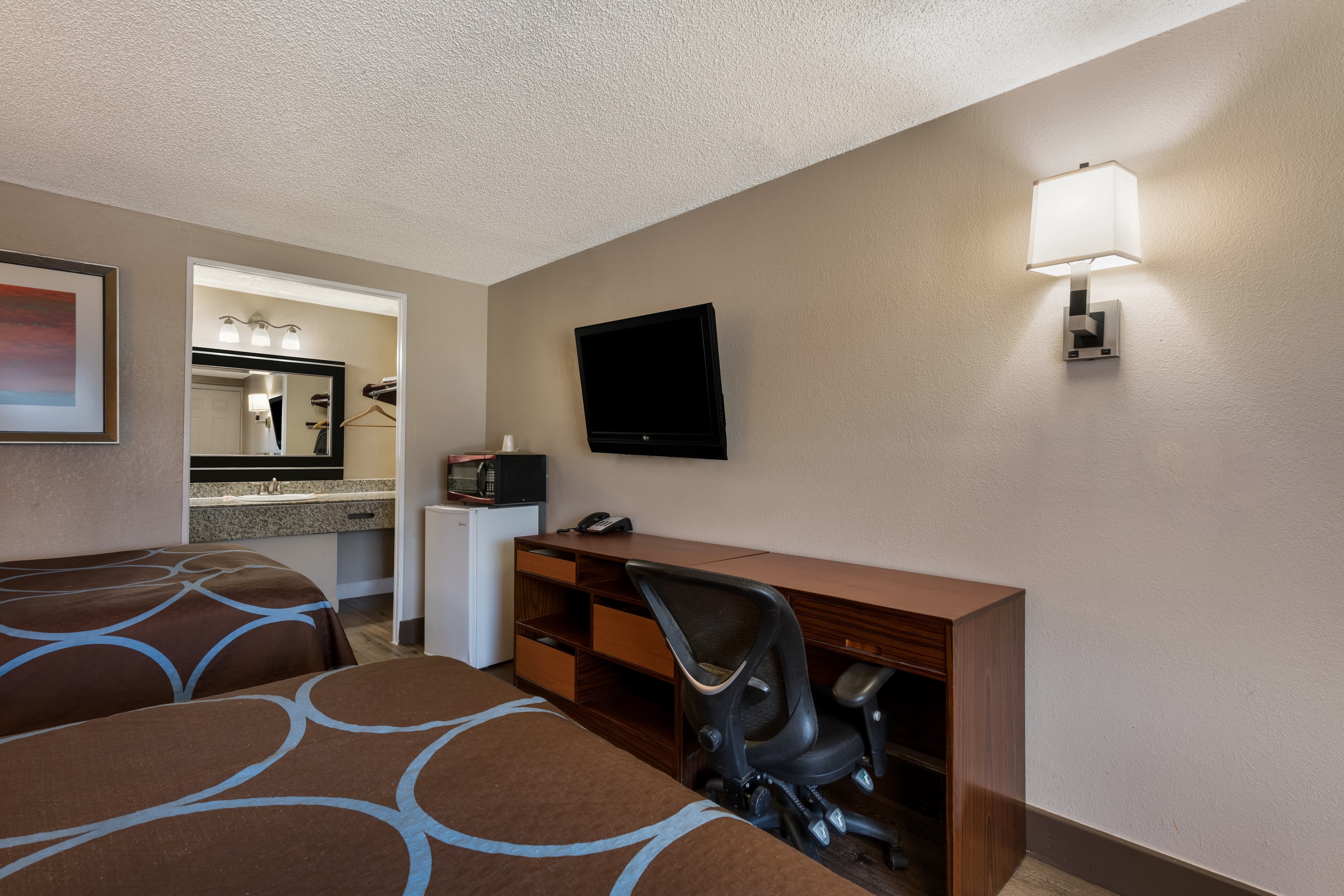 Rodeway Inn Charlotte Airport Area - Image 4