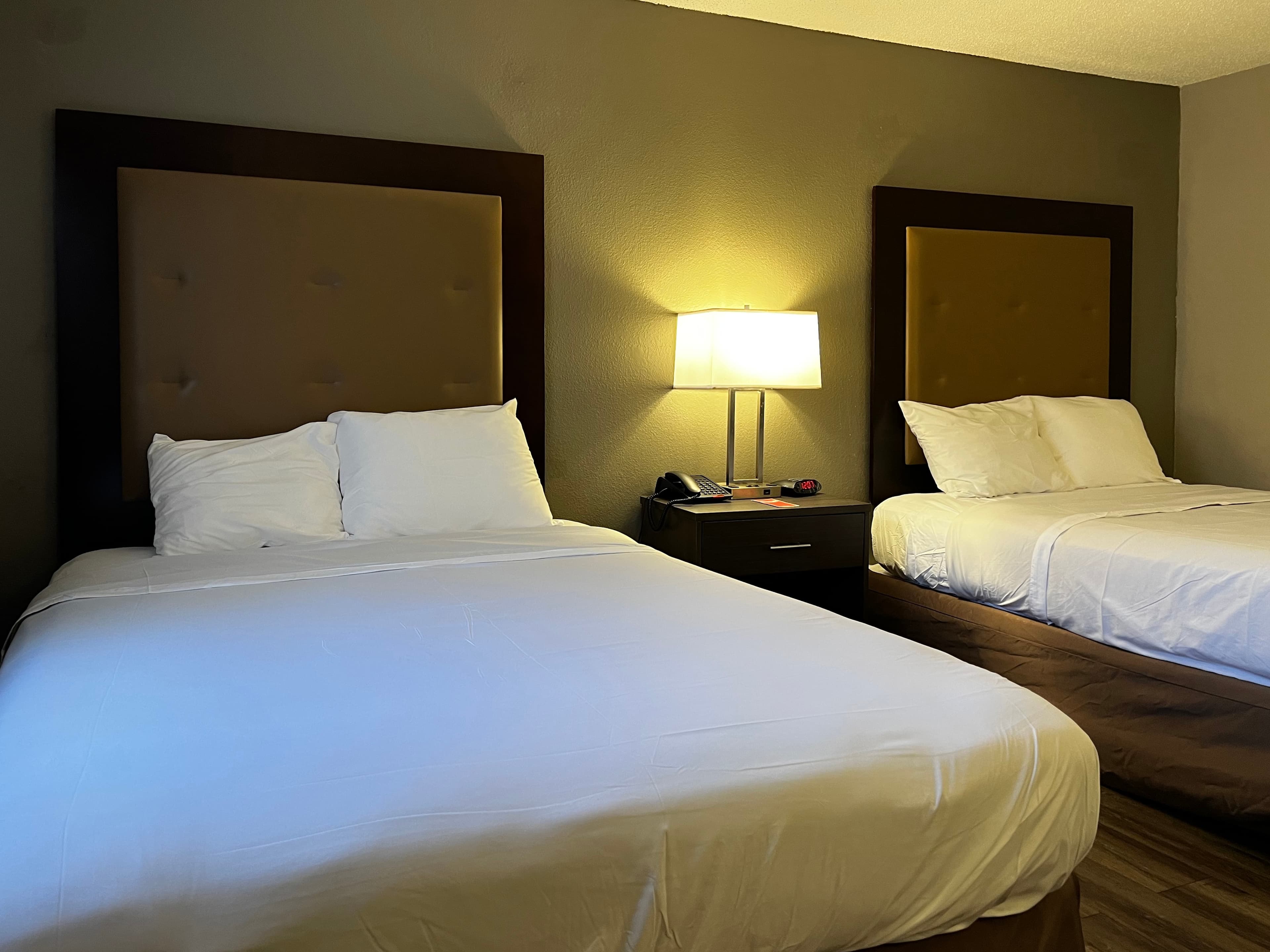 Econo Lodge Spring Lake near Fort Bragg — 24
