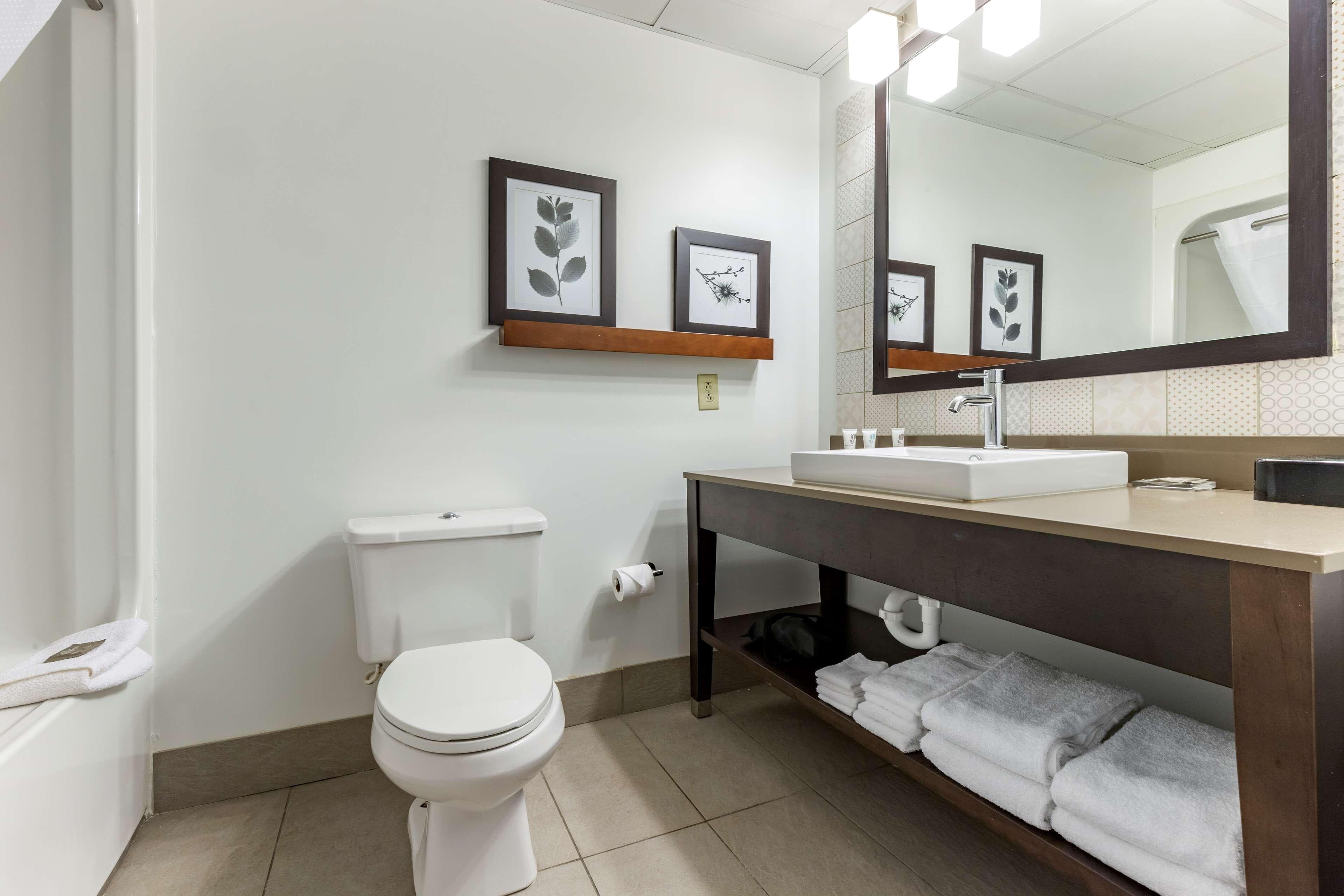 Country Inn & Suites by Radisson, Lumberton, NC — 14