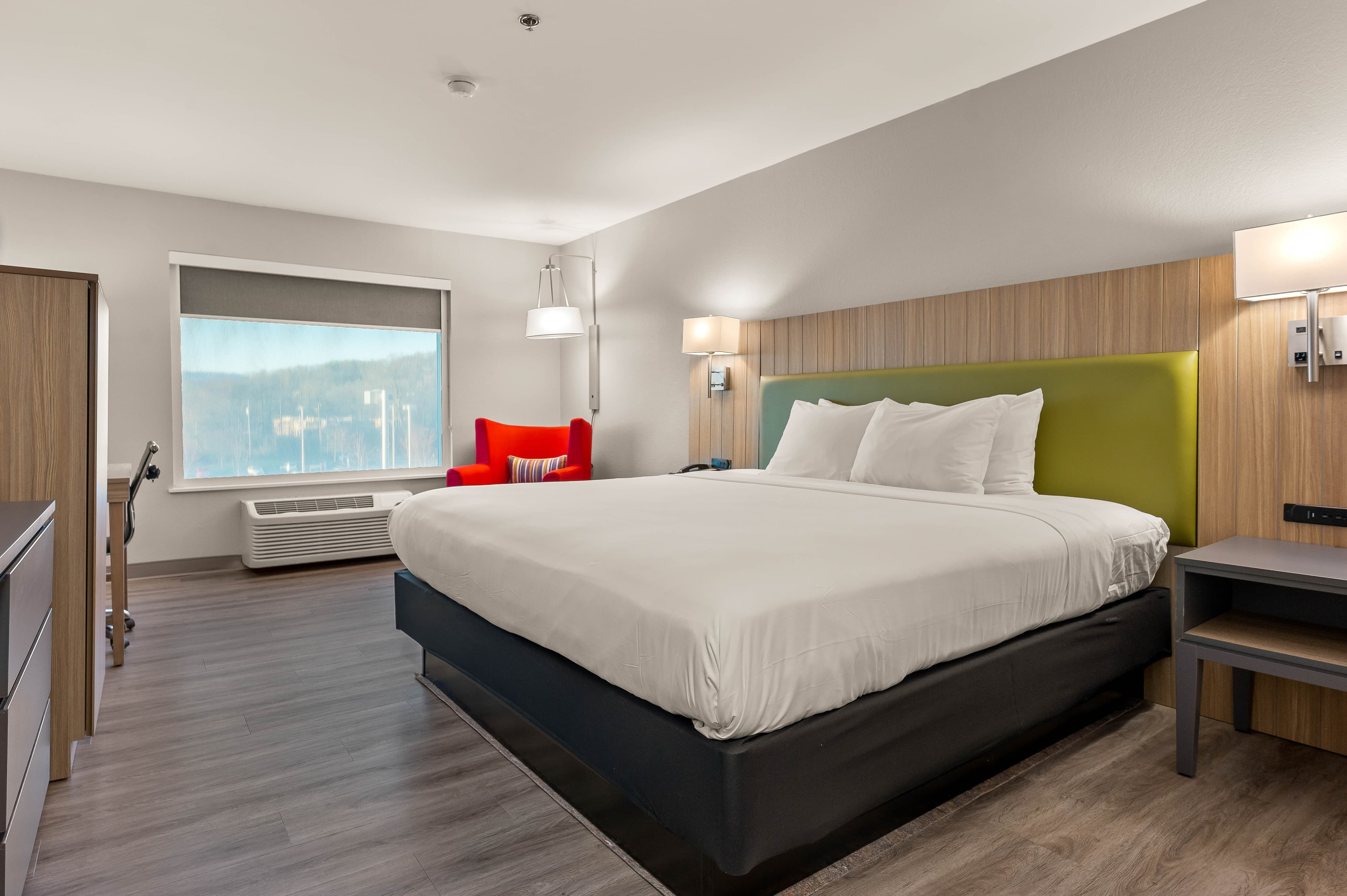 Country Inn & Suites by Radisson, Asheville - Outlet Mall - Image 3