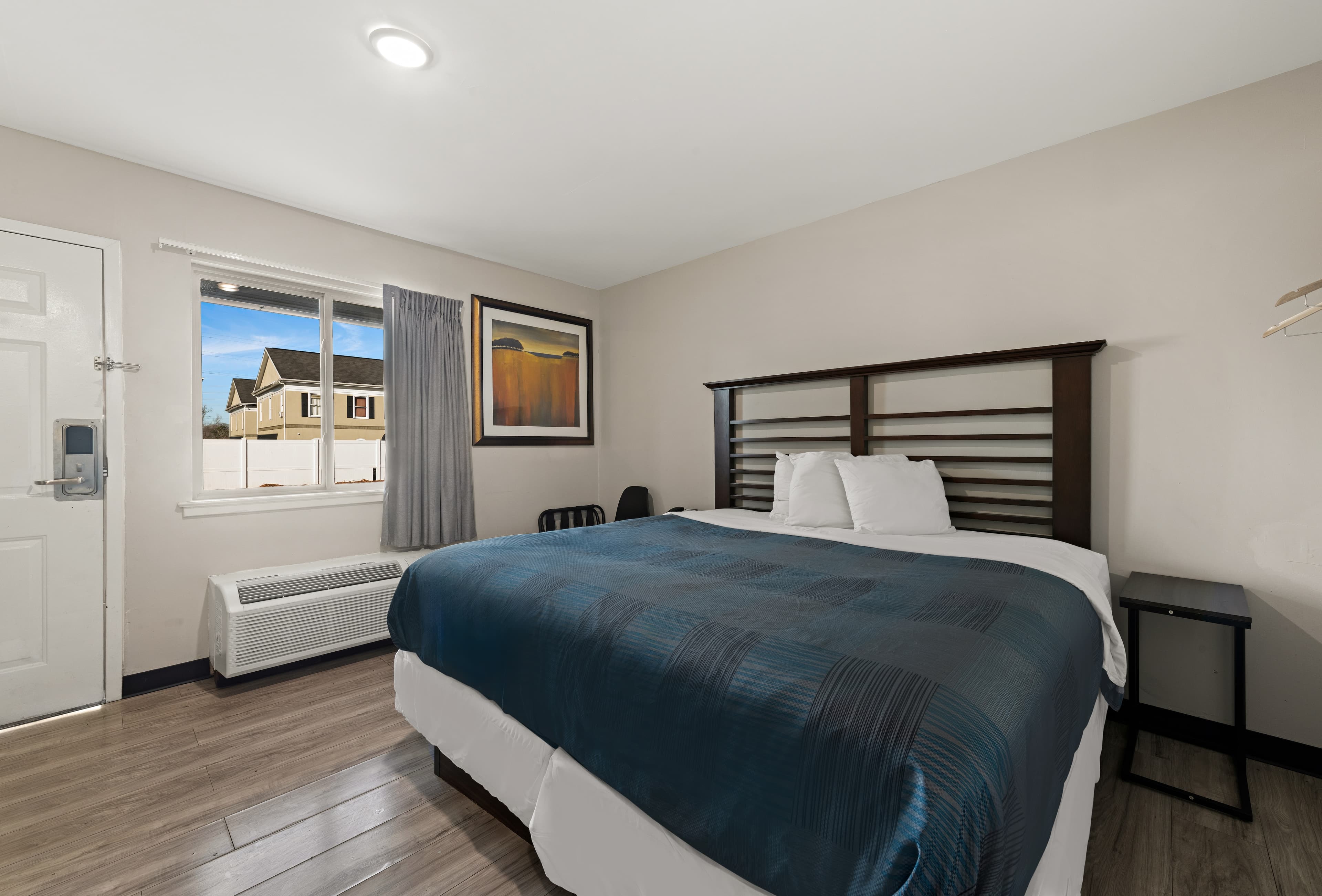 Rodeway Inn Charlotte Independence Blvd. — 4