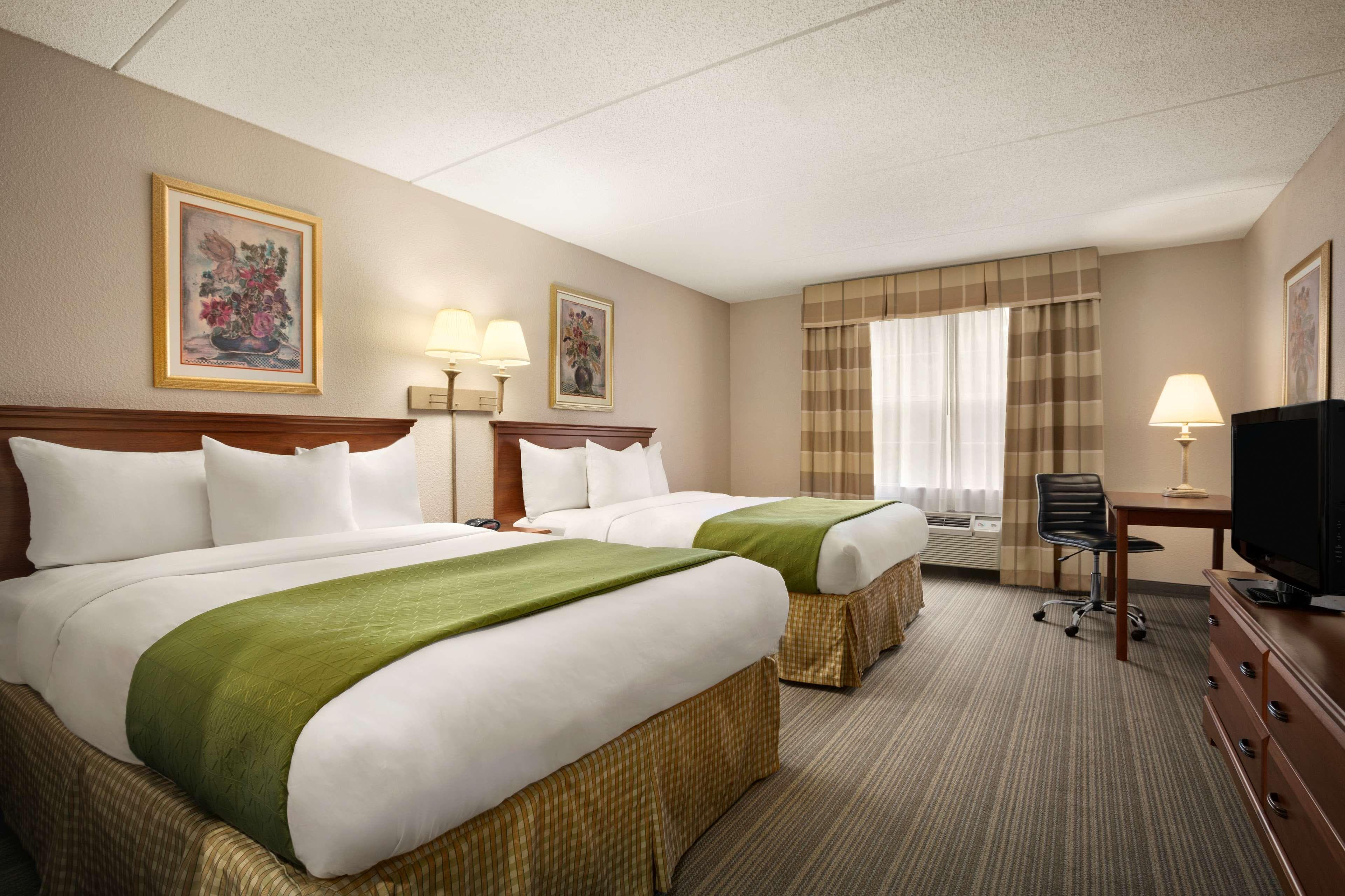 Country Inn & Suites by Radisson, Charlotte University Place, NC — 9