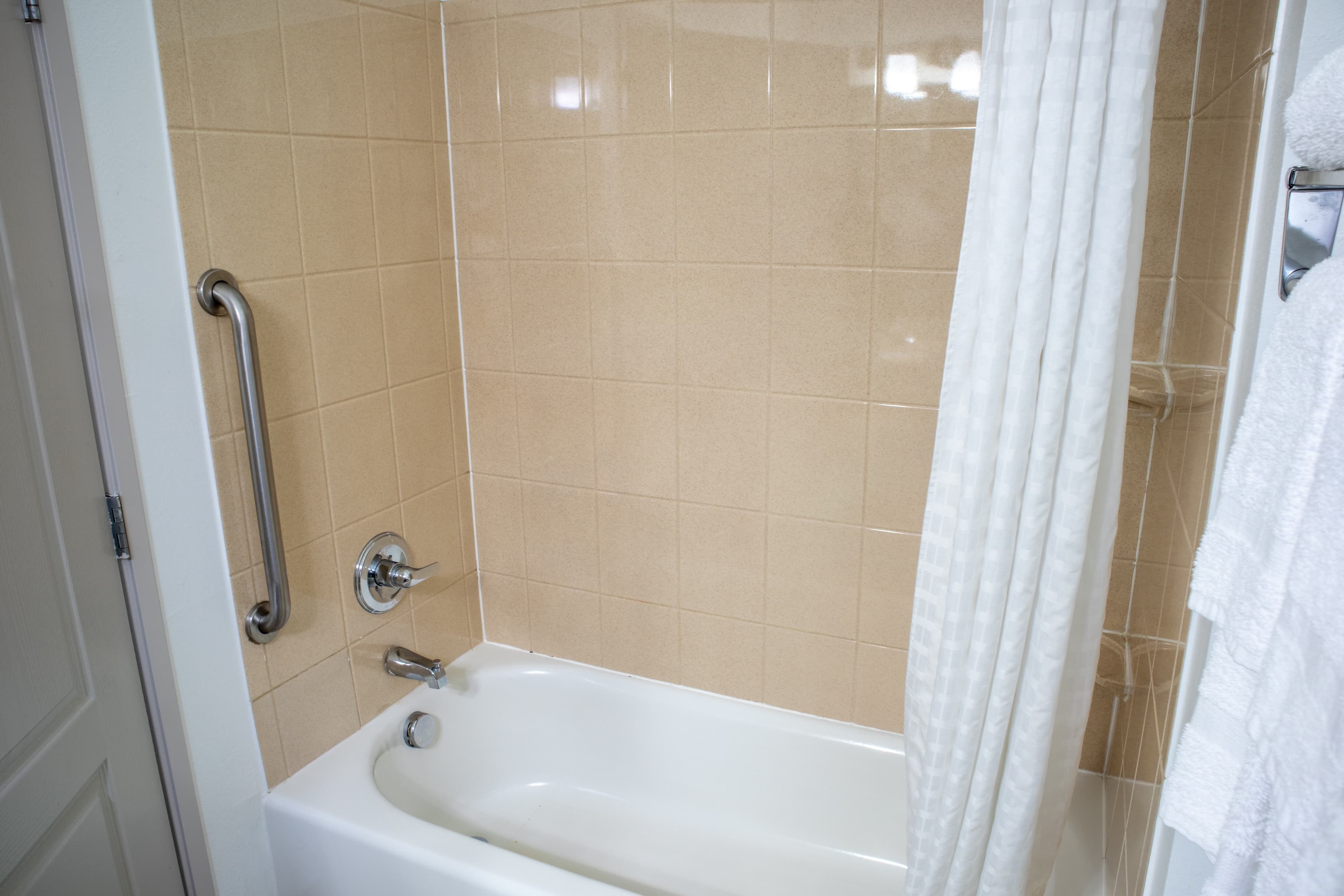 Country Inn & Suites by Radisson, Wilmington, NC — 10