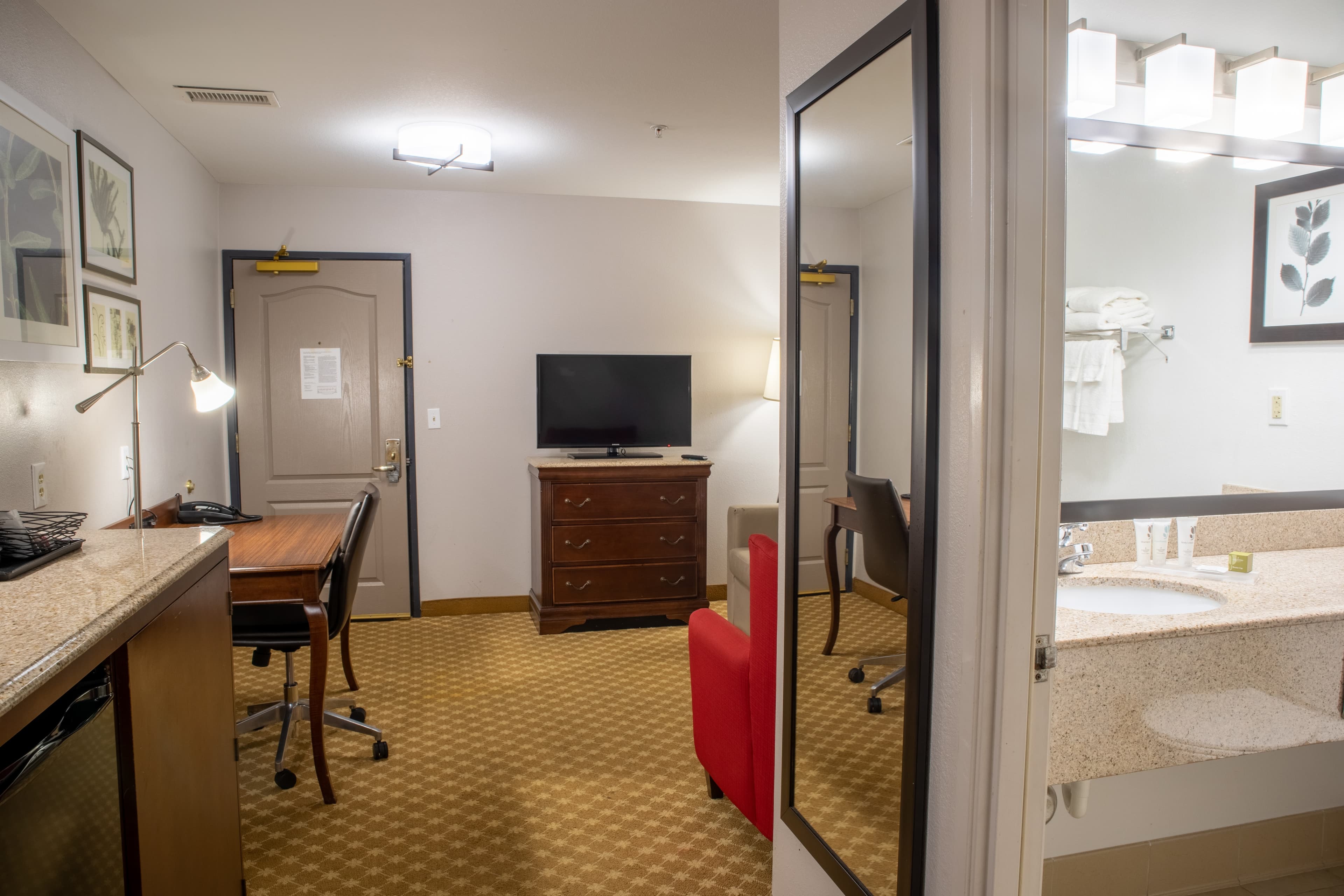 Country Inn & Suites by Radisson, Wilmington, NC — 57