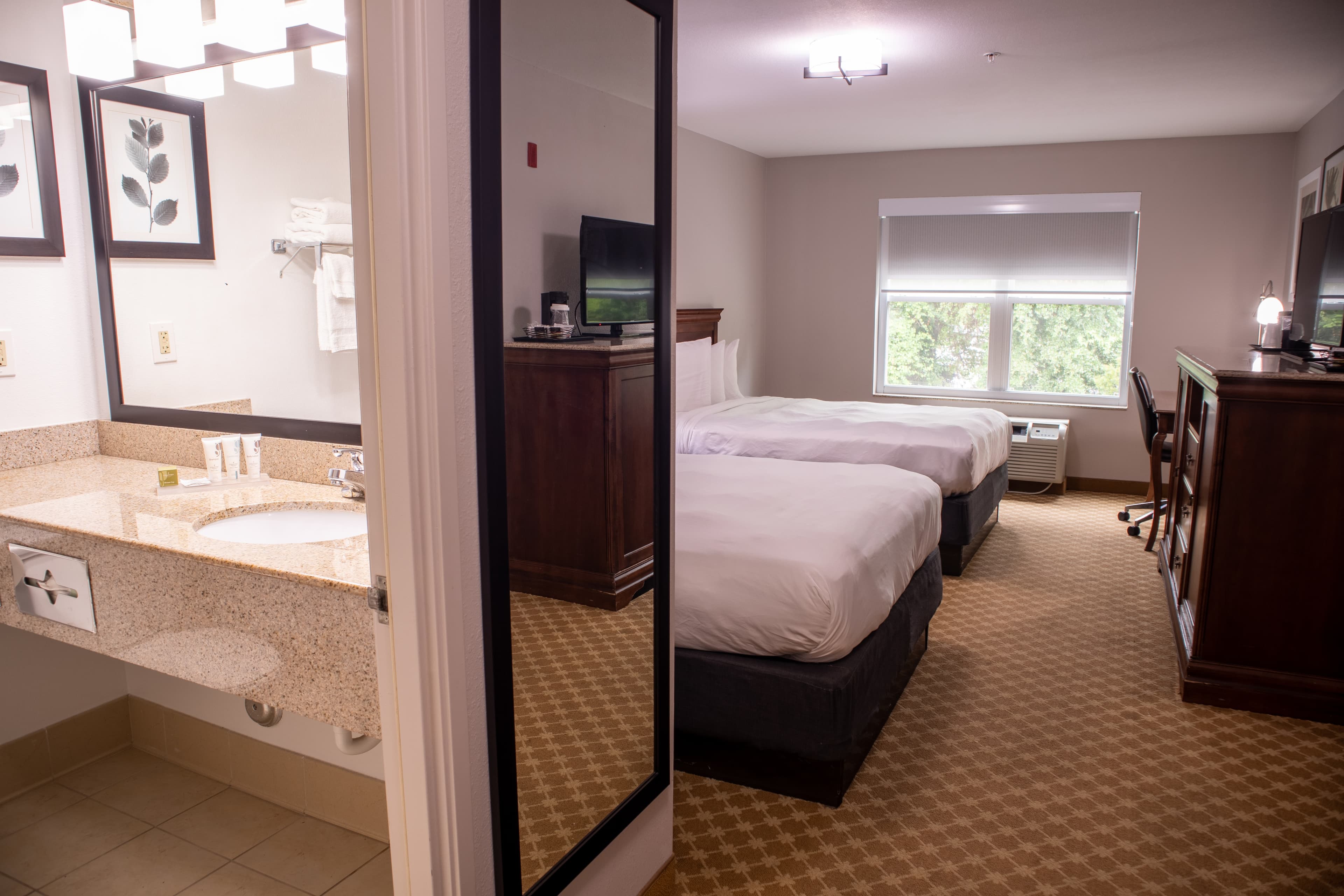 Country Inn & Suites by Radisson, Wilmington, NC — 28